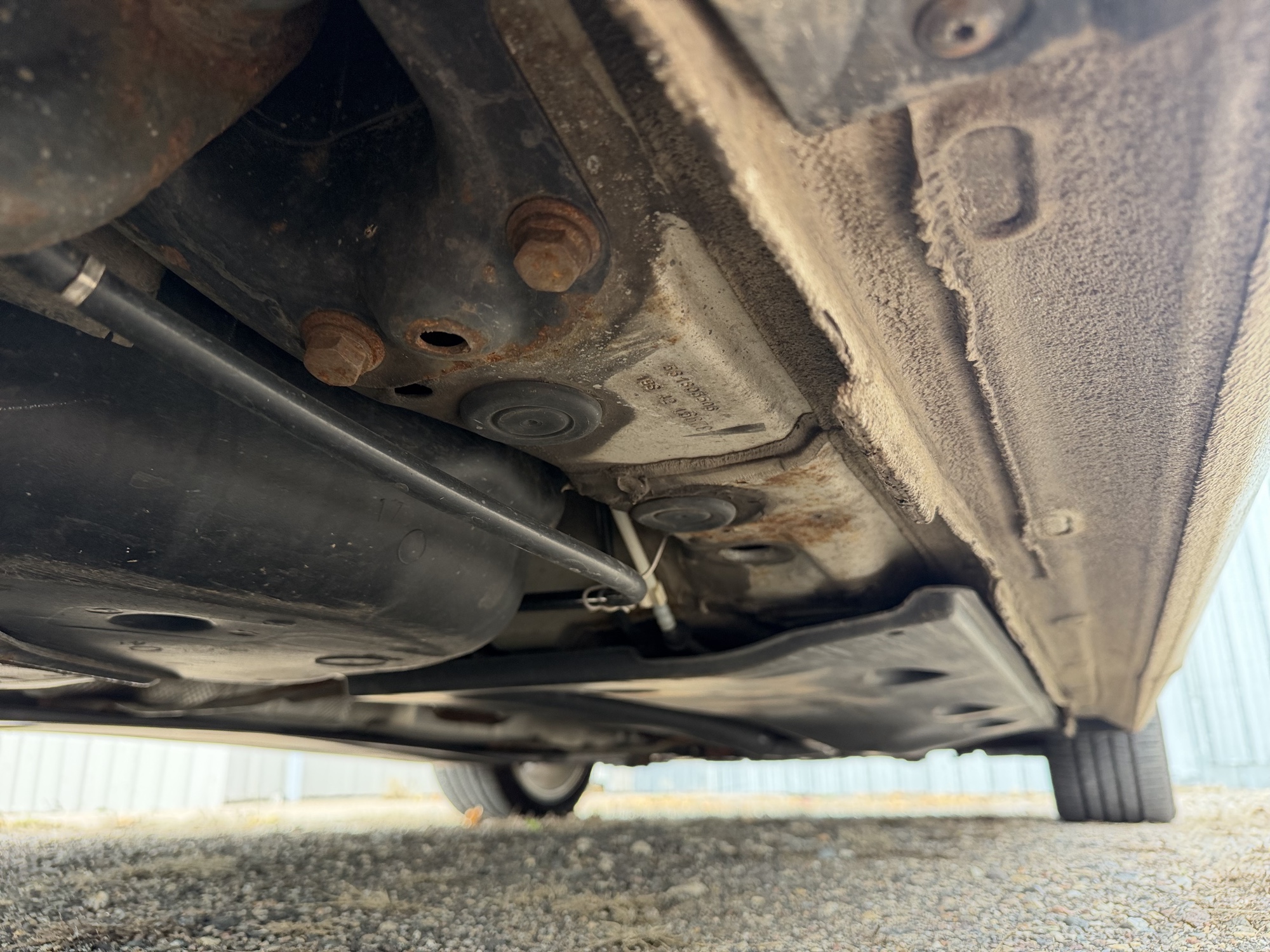 2013 volkswagen passat 2.5l-sel with 160900 miles for sale near Elk River, Minnesota 106607_20_undercar_rear_pass.jpg