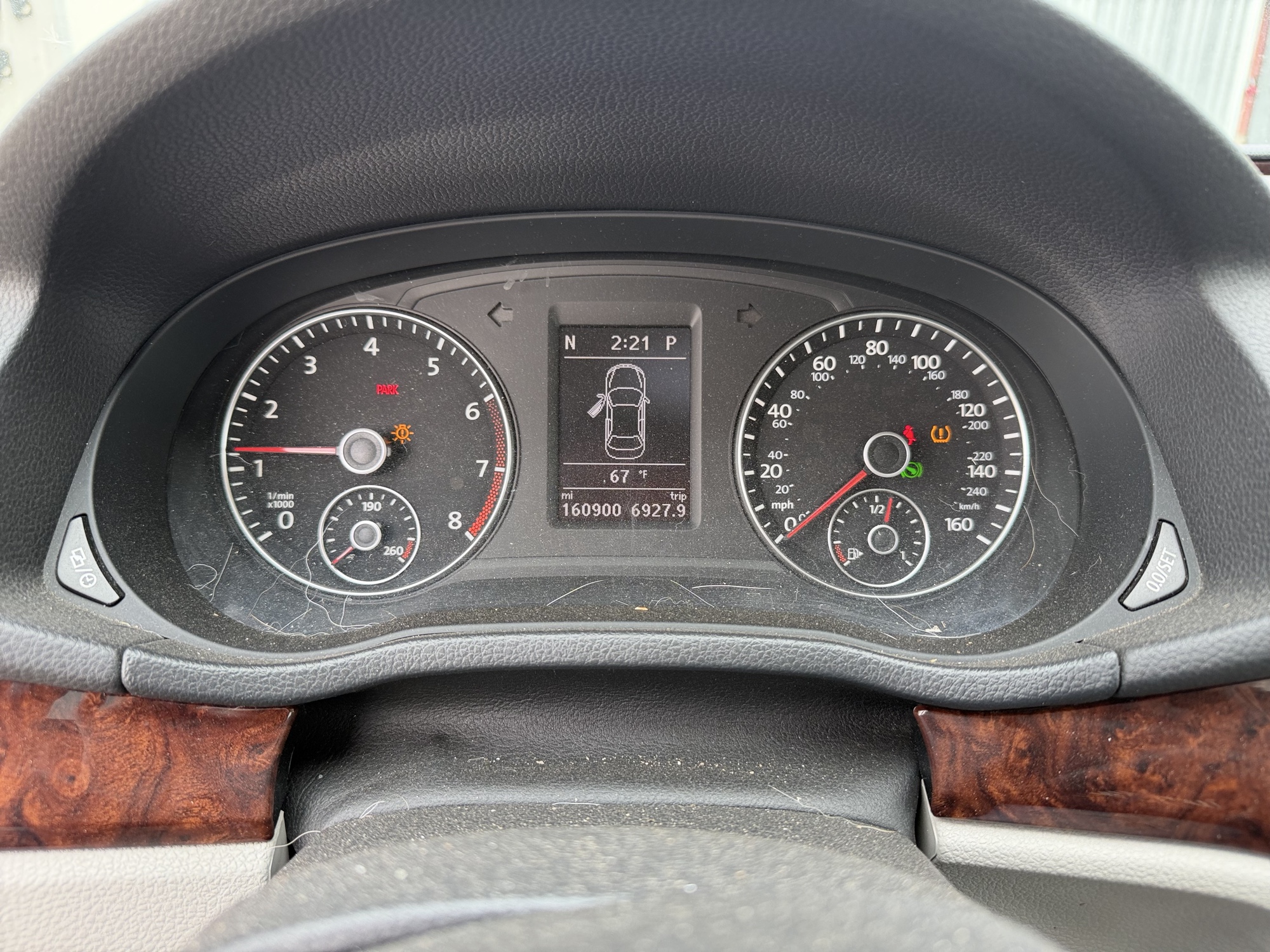 2013 volkswagen passat 2.5l-sel with 160900 miles for sale near Elk River, Minnesota 106607_43_gauge_cluster.jpg