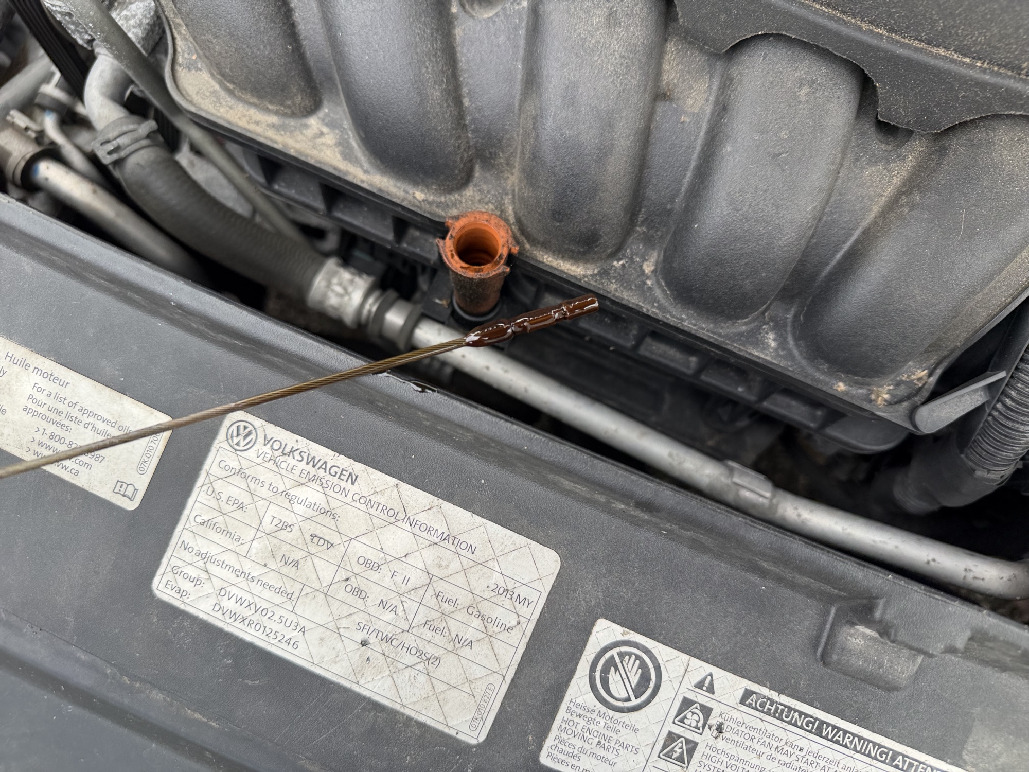2013 volkswagen passat 2.5l-sel with 160900 miles for sale near Elk River, Minnesota 106607_50_oil_dipstick.jpg