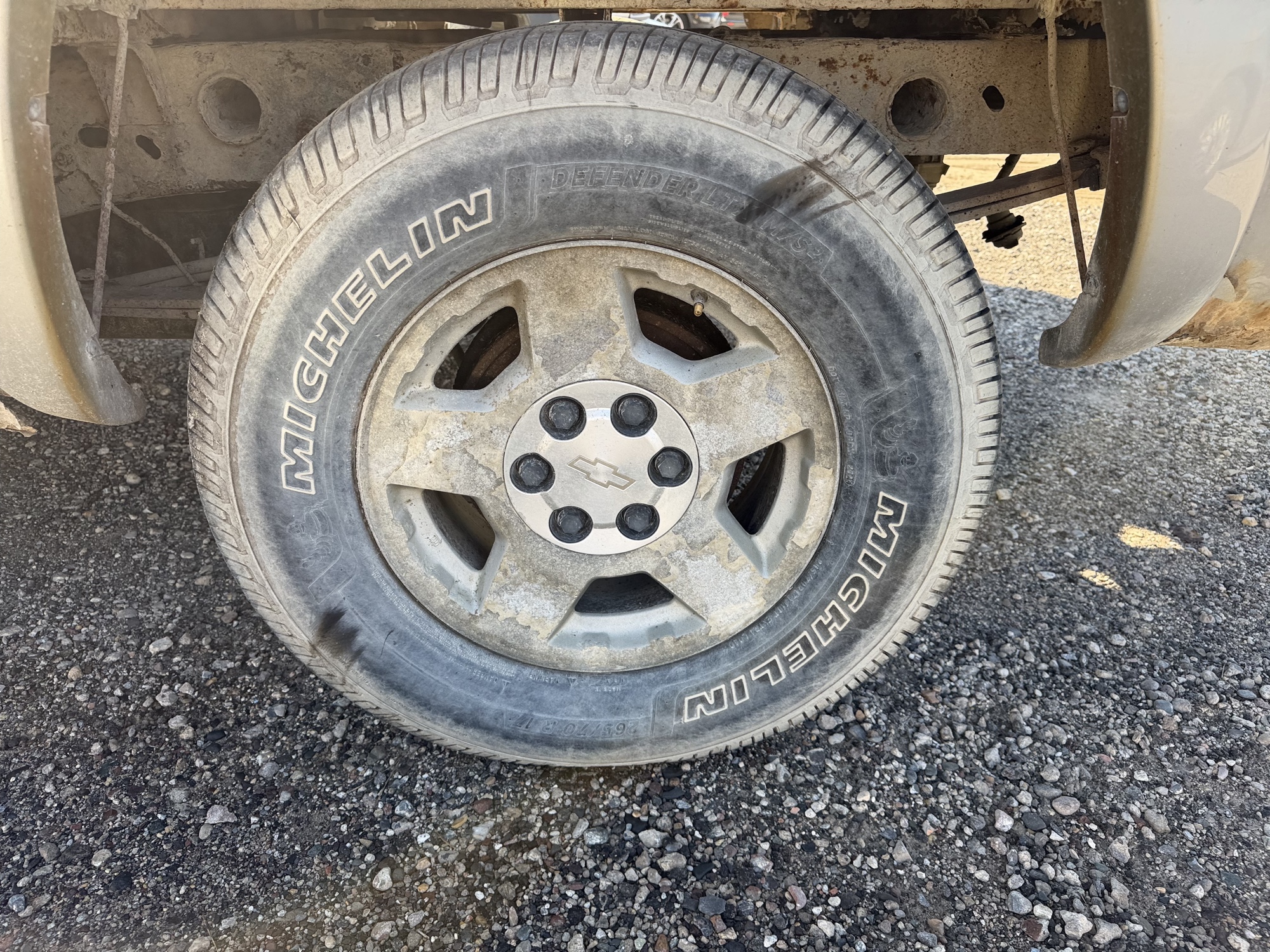 2007 chevrolet silverado-classic-1500 ls-ext.-cab-4wd for sale near Elk River, Minnesota 106608_13_rear_drv_wheel.jpg