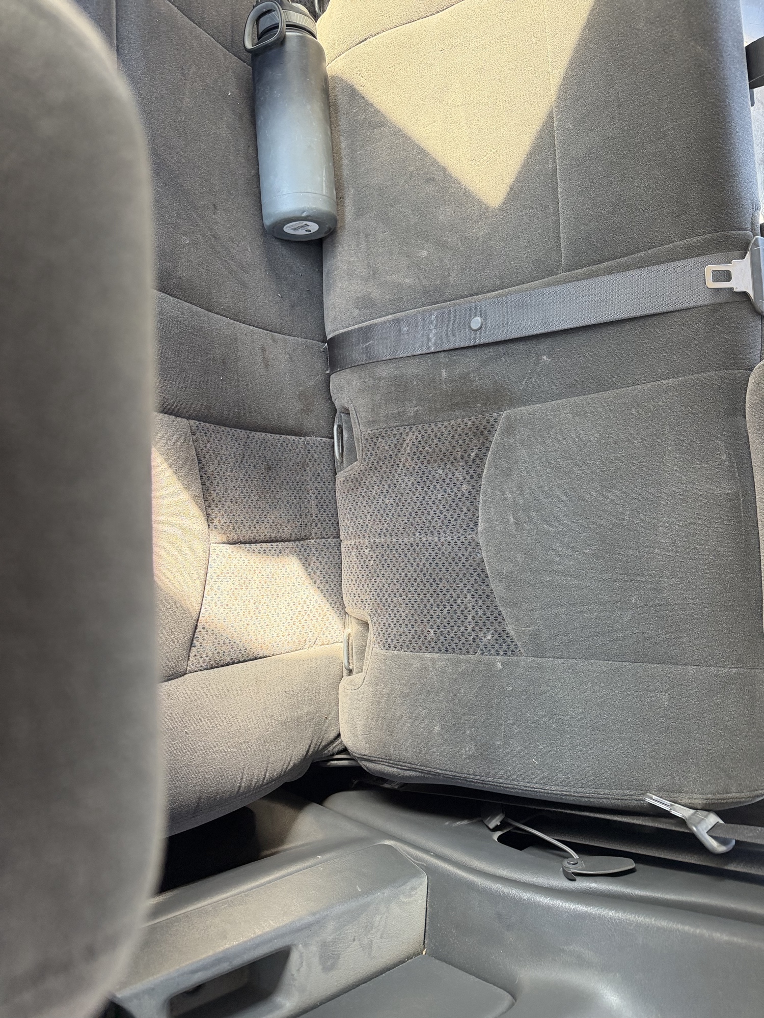 2007 chevrolet silverado-classic-1500 ls-ext.-cab-4wd for sale near Elk River, Minnesota 106608_24_drv_rear_seat.jpg