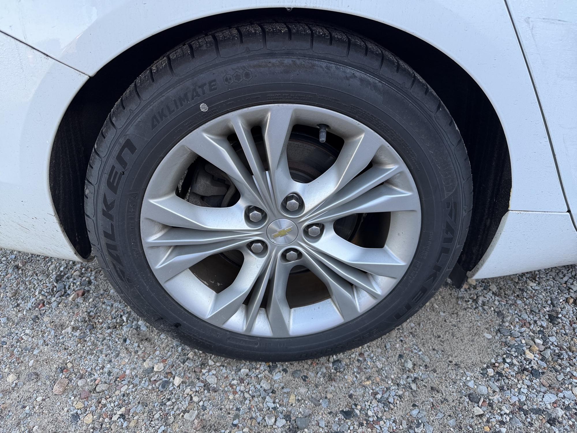 2014 chevrolet impala 1lt with 148521 miles for sale near Elk River, Minnesota 106609_14_rear_pass_wheel.jpg
