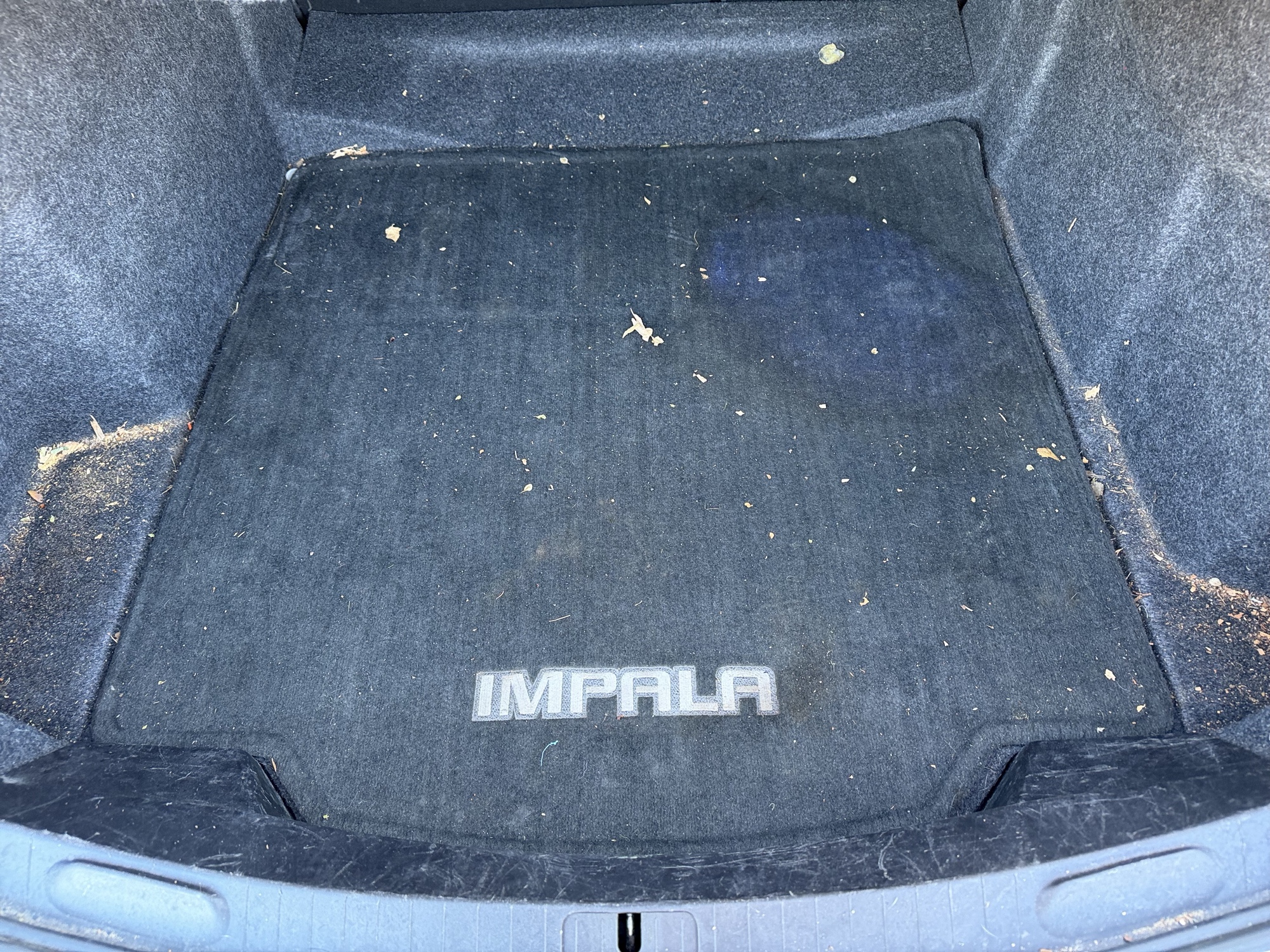 2014 chevrolet impala 1lt with 148521 miles for sale near Elk River, Minnesota 106609_26_trunk.jpg