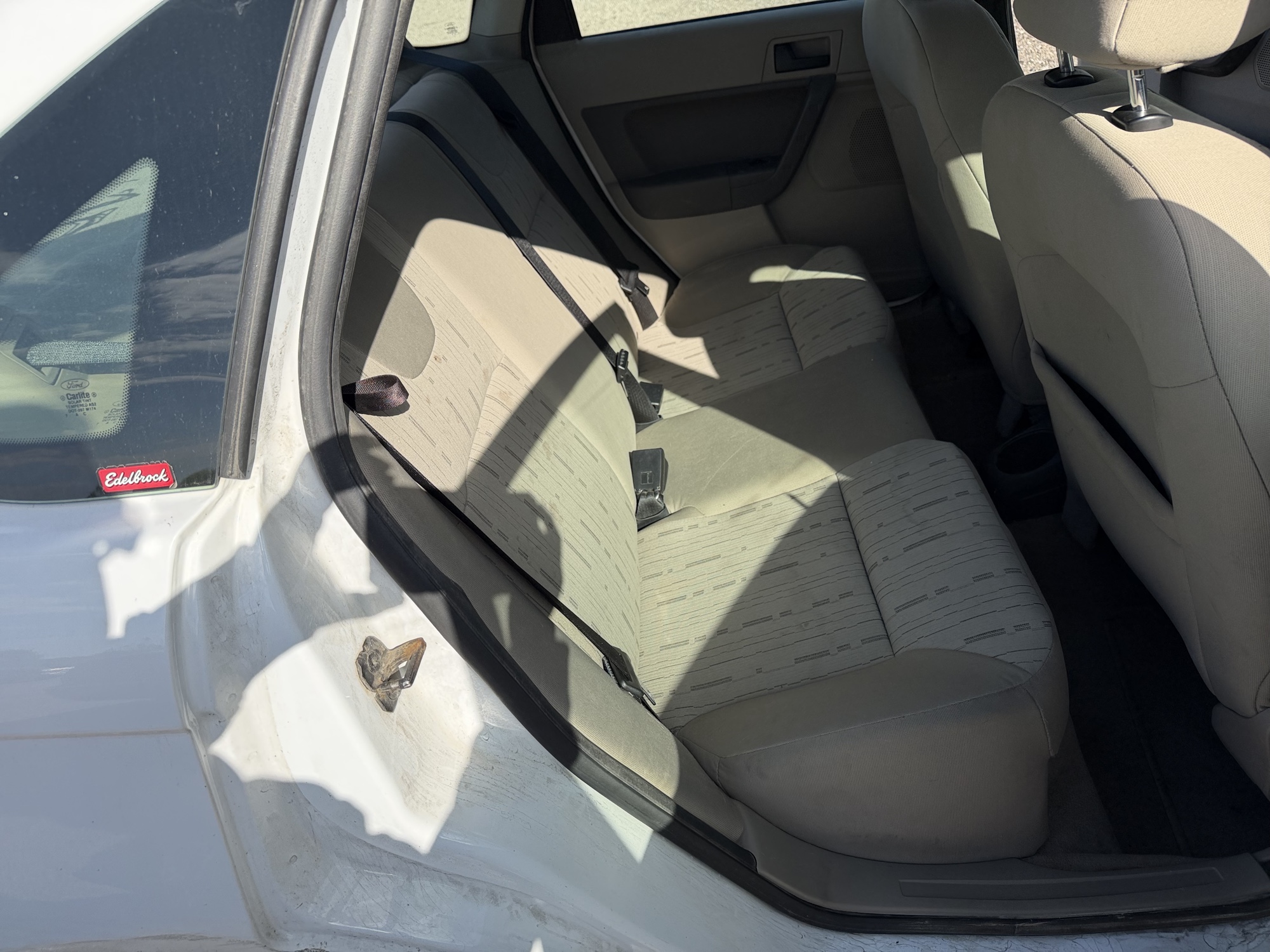 2008 ford focus ses-sedan with 288350 miles for sale near Elk River, Minnesota 106610_28_pass_rear_seat.jpg