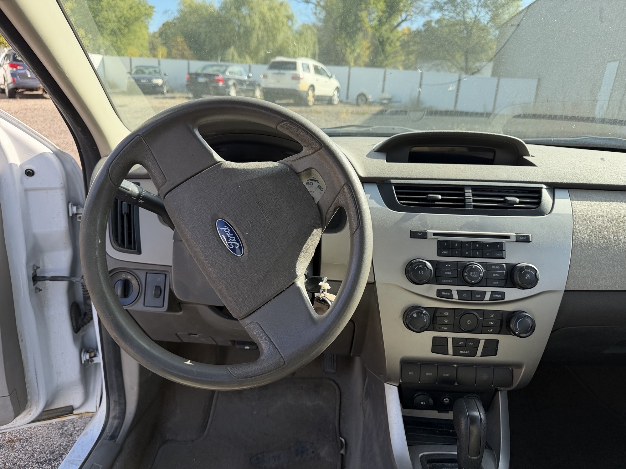 2008 ford focus ses-sedan with 288350 miles for sale near Elk River, Minnesota 106610_33_dash_from_driver.jpg