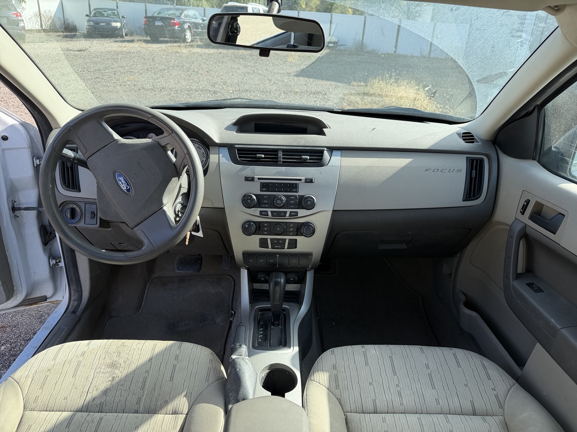 2008 ford focus ses-sedan with 288350 miles for sale near Elk River, Minnesota 106610_34_whole_dash.jpg