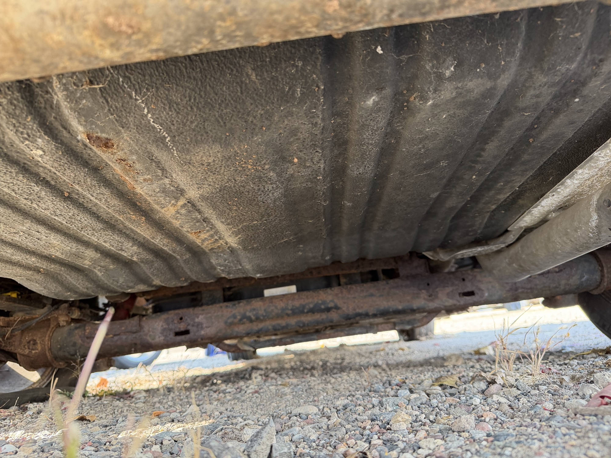 2005 dodge grand-caravan sxt for sale near Elk River, Minnesota 106611_19_undercar_rear.jpg