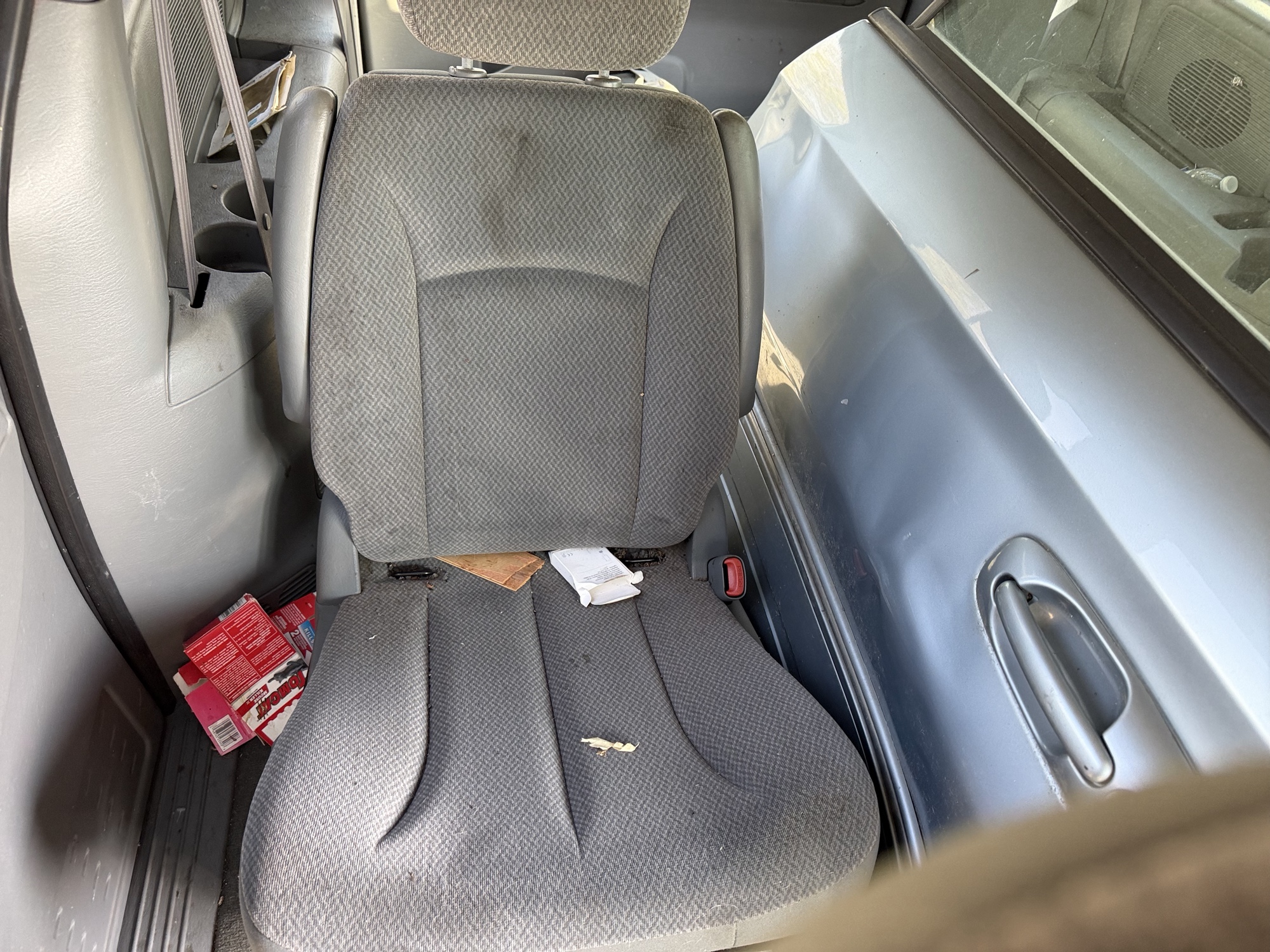 2005 dodge grand-caravan sxt for sale near Elk River, Minnesota 106611_27_spare_tire.jpg