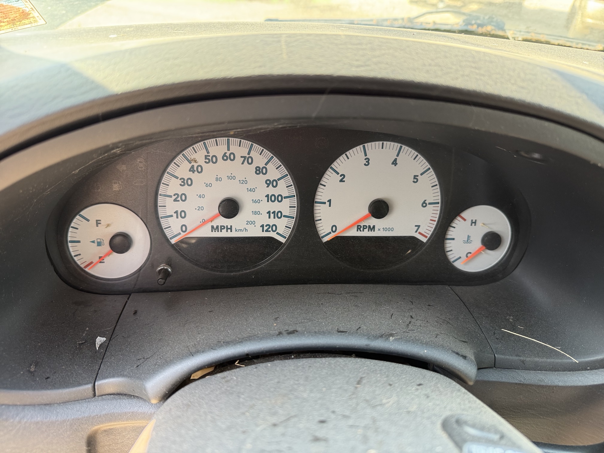 2005 dodge grand-caravan sxt for sale near Elk River, Minnesota 106611_43_gauge_cluster.jpg