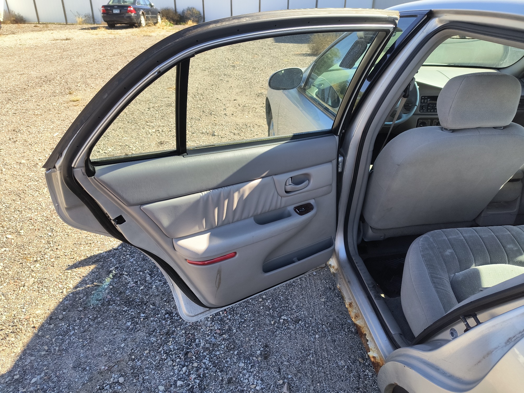 2003 buick century custom with 90479 miles for sale near Elk River, Minnesota 106612_25_drv_rear_door_panel.jpg