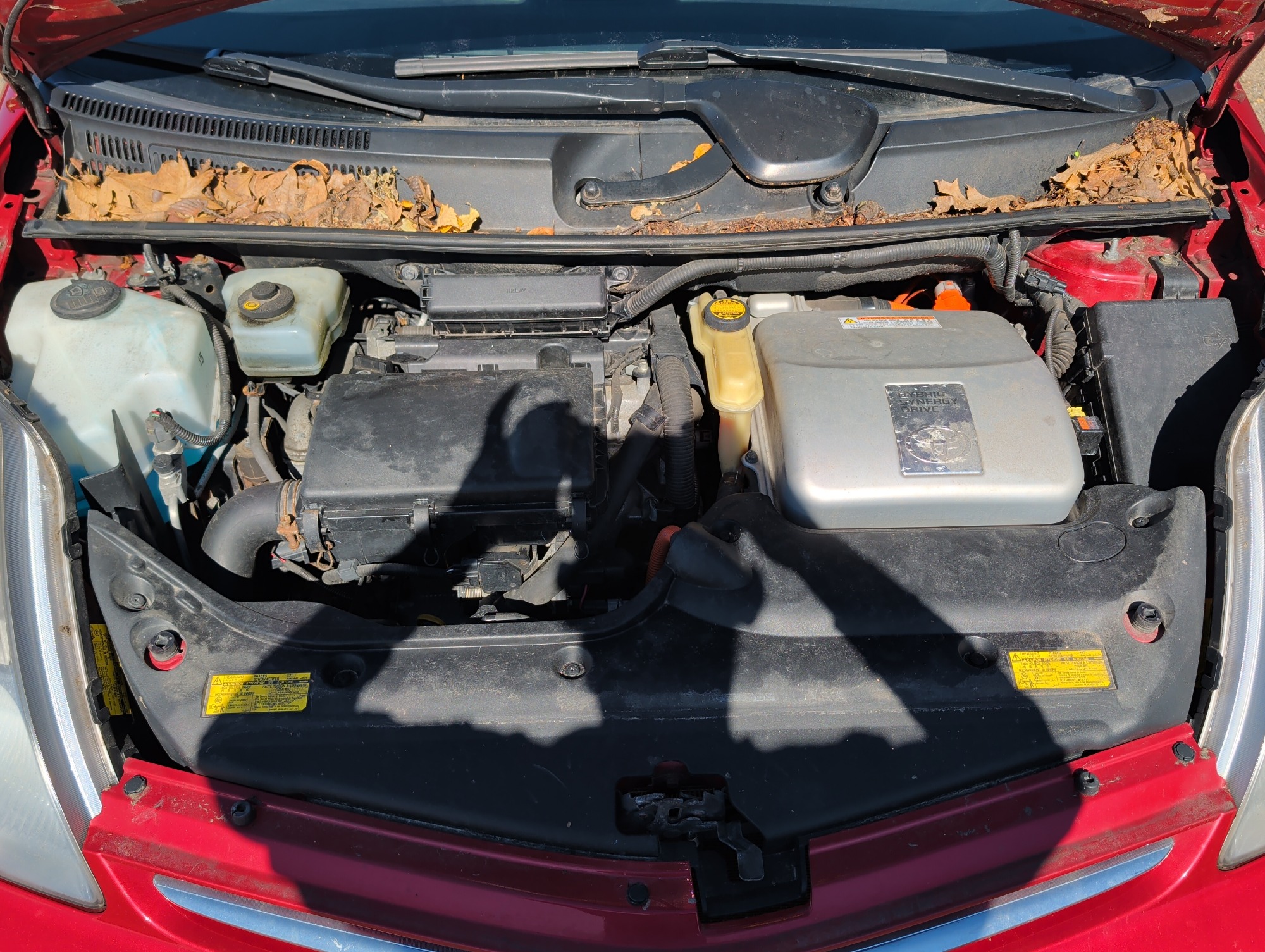 2009 toyota prius 4-door-liftback with 182239 miles for sale near Elk River, Minnesota 106613_49_engine_bay.jpg