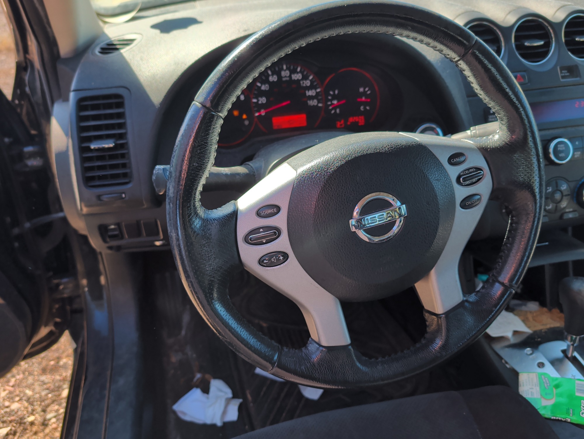 2008 nissan altima 2.5-s with 182605 miles for sale near Elk River, Minnesota 106614_36_steering_wheel.jpg