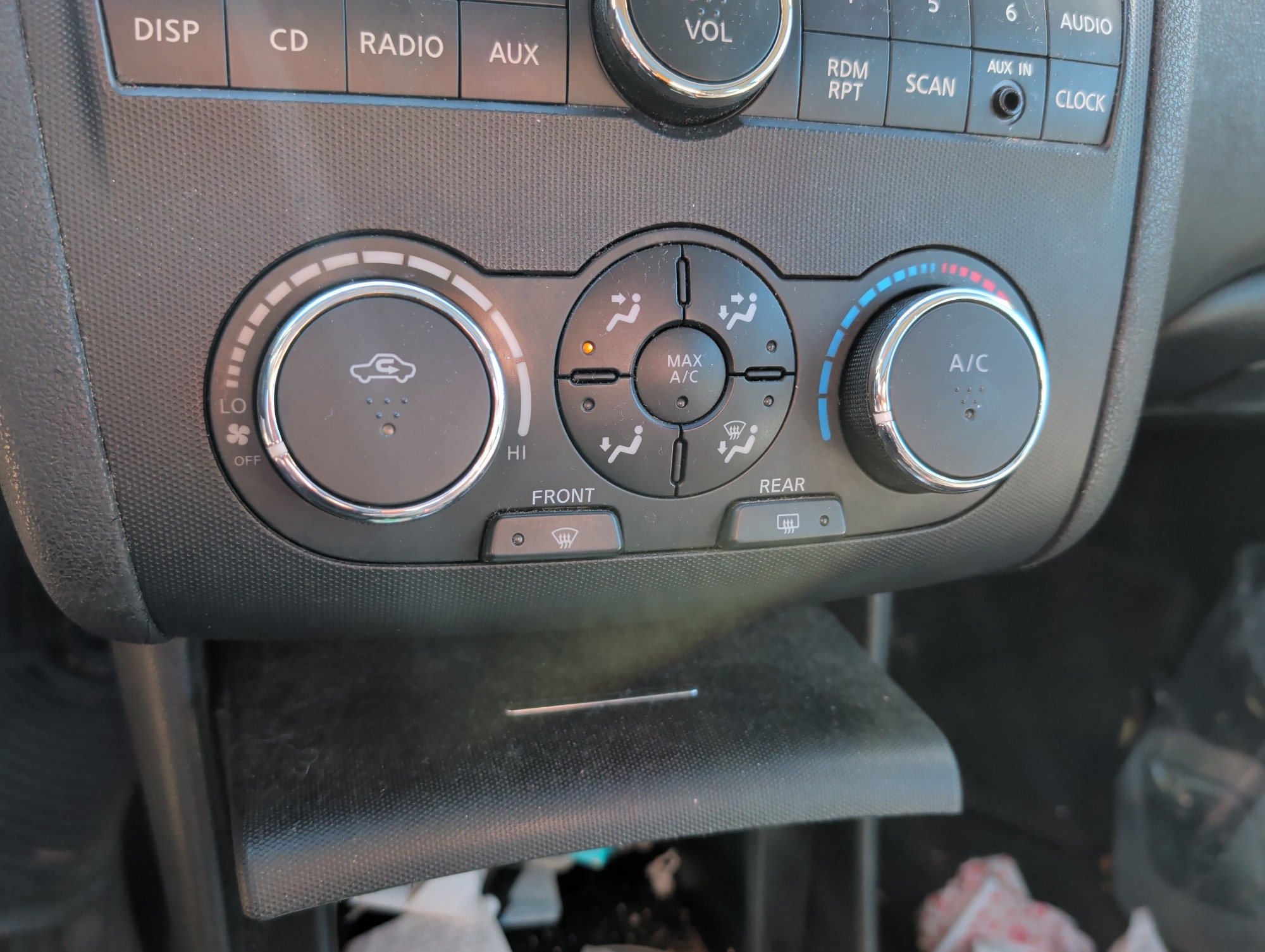 2008 nissan altima 2.5-s with 182605 miles for sale near Elk River, Minnesota 106614_40_climate_control.jpg