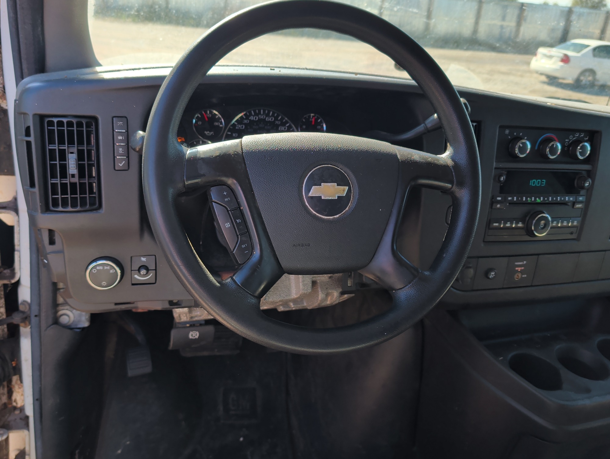 2008 chevrolet express ls-3500-extended with 167680 miles for sale near Elk River, Minnesota 106615_33_dash_from_driver.jpg