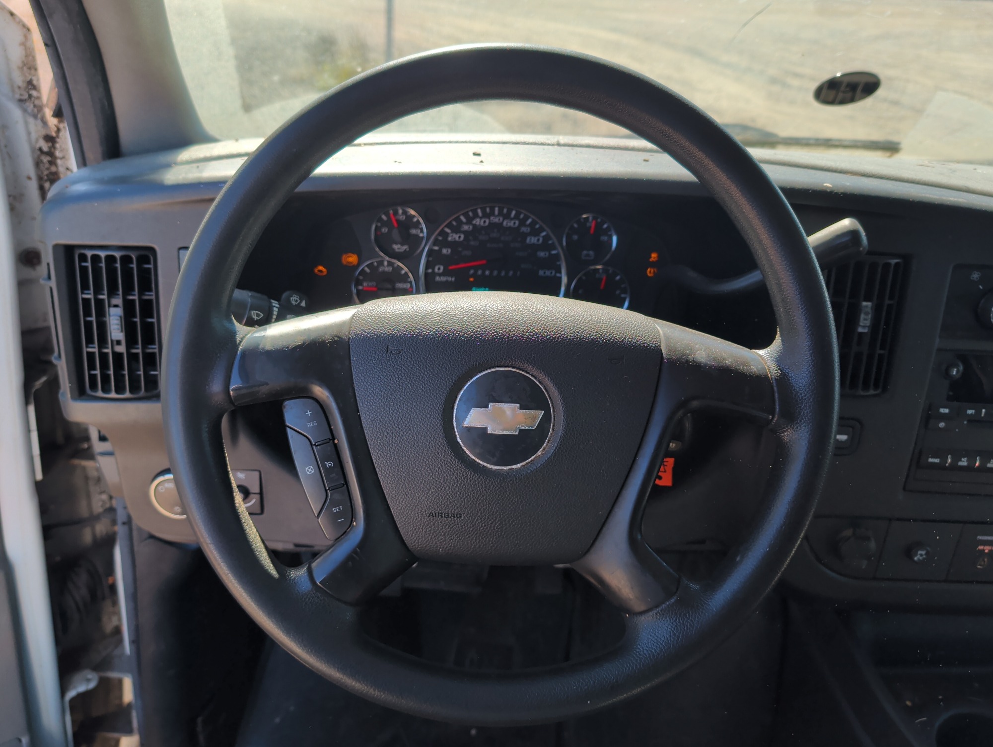 2008 chevrolet express ls-3500-extended with 167680 miles for sale near Elk River, Minnesota 106615_36_steering_wheel.jpg