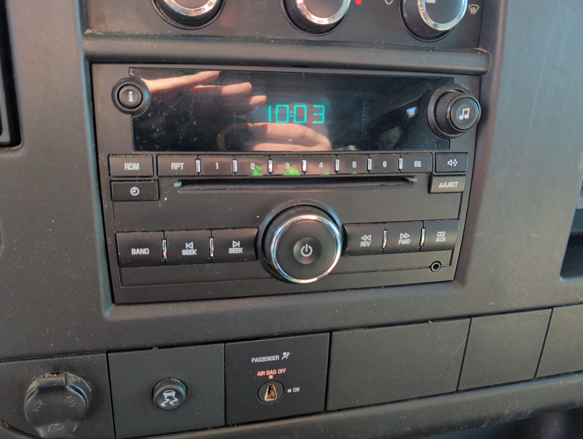 2008 chevrolet express ls-3500-extended with 167680 miles for sale near Elk River, Minnesota 106615_39_radio_closeup.jpg
