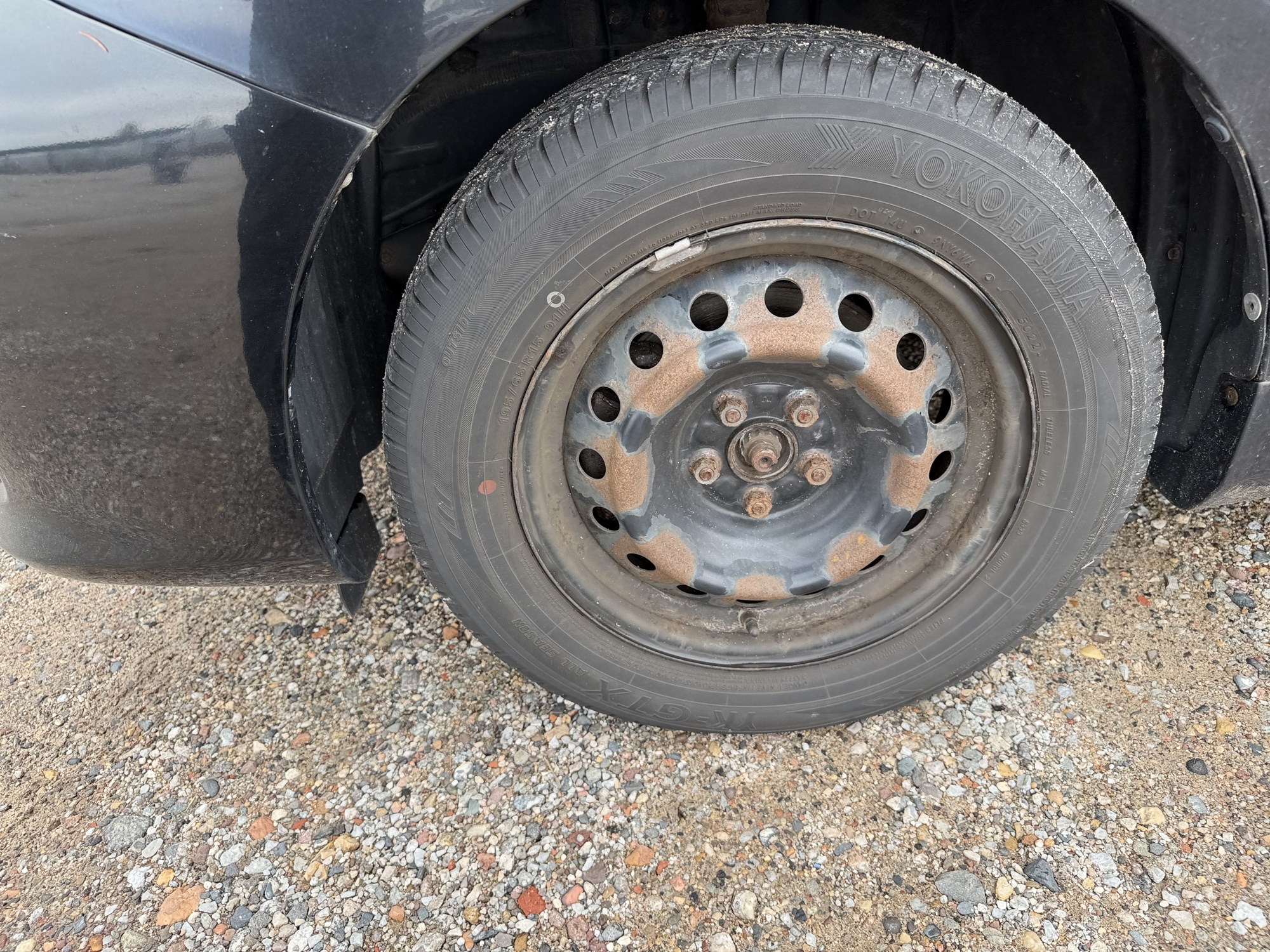 2010 toyota corolla le-4-speed-at with 170238 miles for sale near Elk River, Minnesota 106616_12_drv_front_wheel.jpg