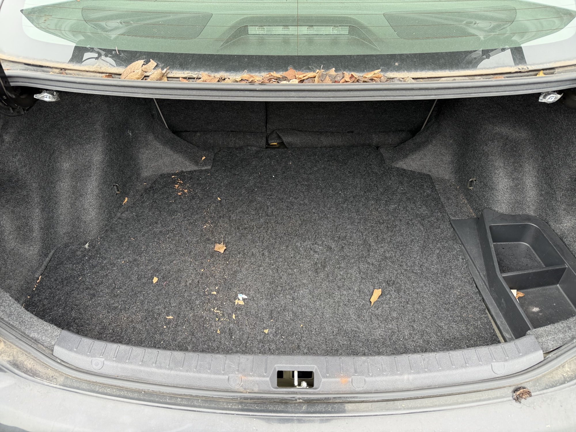 2010 toyota corolla le-4-speed-at with 170238 miles for sale near Elk River, Minnesota 106616_26_trunk.jpg