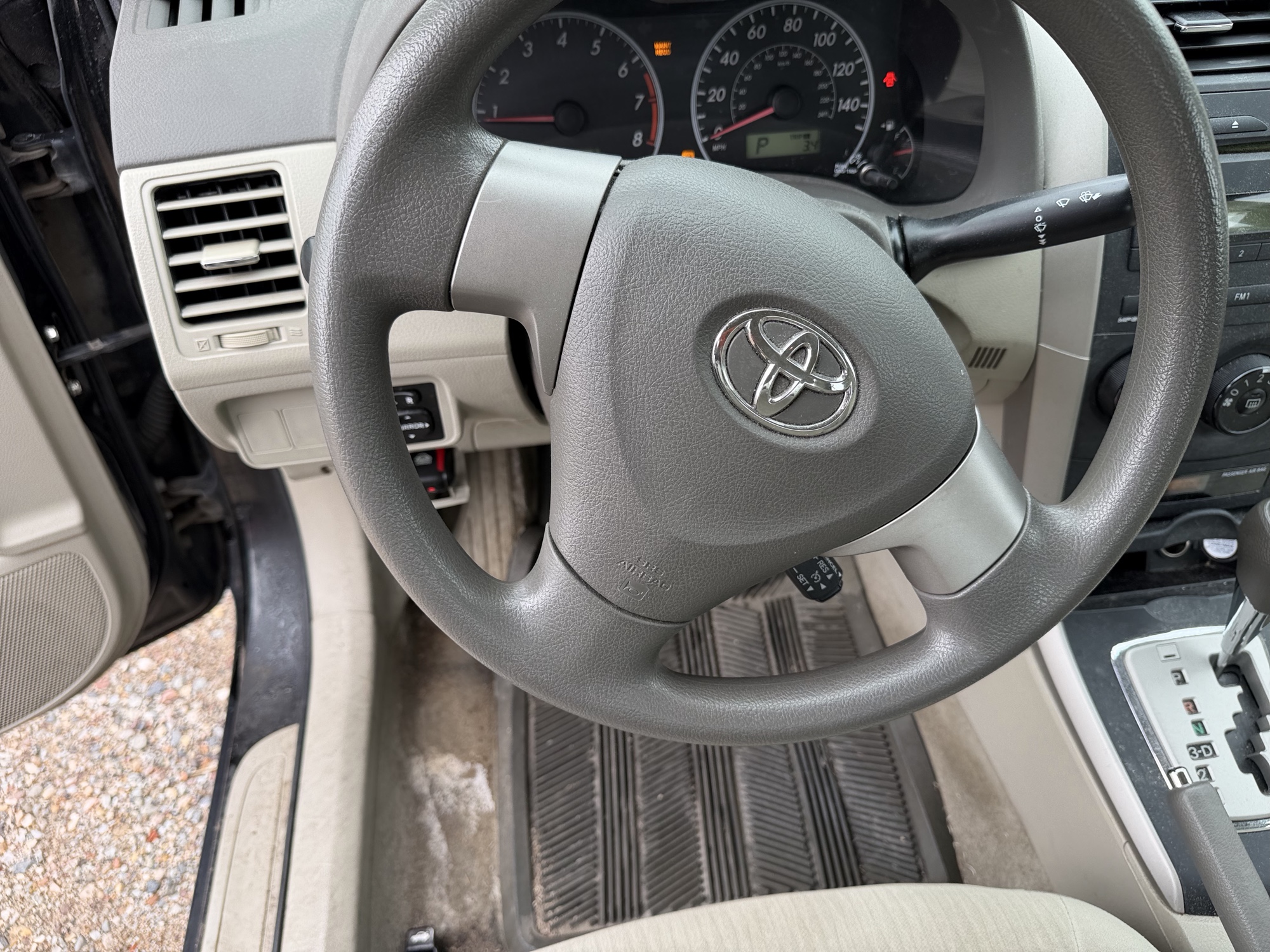 2010 toyota corolla le-4-speed-at with 170238 miles for sale near Elk River, Minnesota 106616_36_steering_wheel.jpg