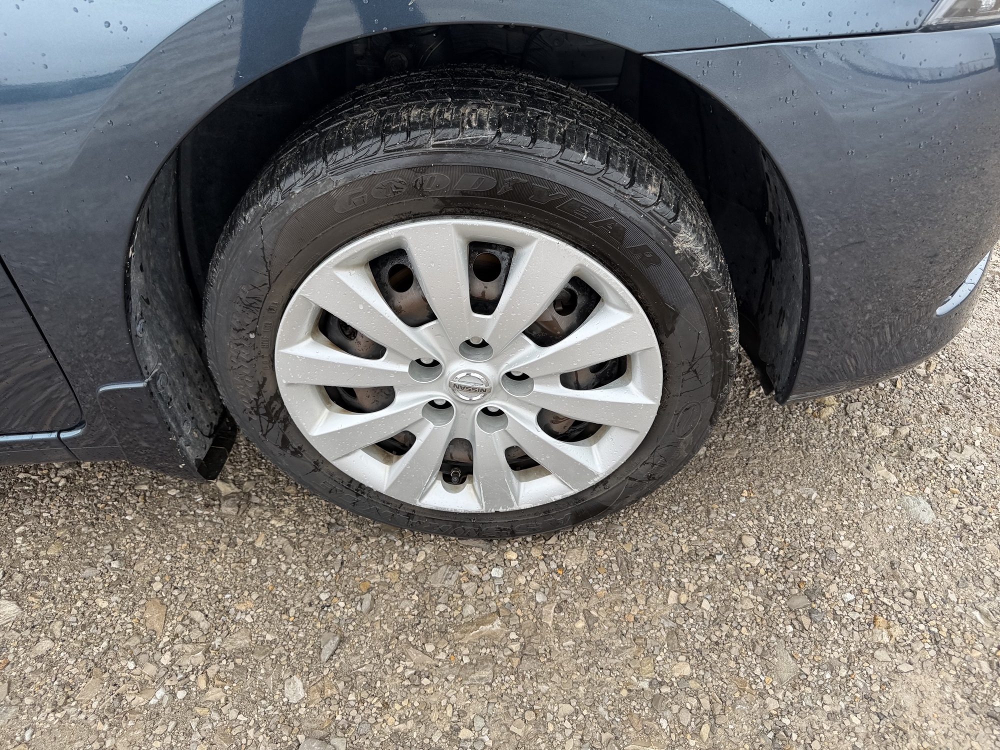 2015 nissan sentra s-6mt with 70790 miles for sale near St. Louis, Missouri 106617_15_front_pass_wheel.jpg