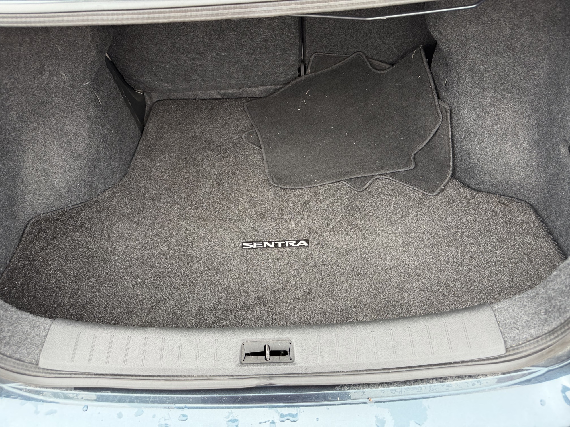 2015 nissan sentra s-6mt with 70790 miles for sale near St. Louis, Missouri 106617_26_trunk.jpg