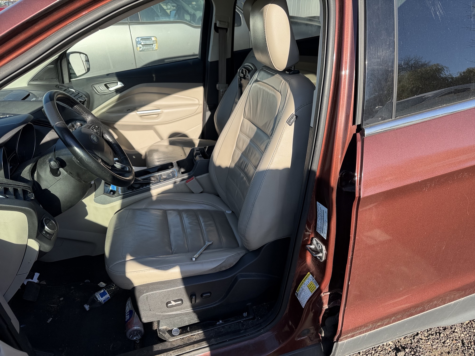 2018 ford escape sel-4wd with 133463 miles for sale near Elk River, Minnesota 106618_22_driver_seat.jpg