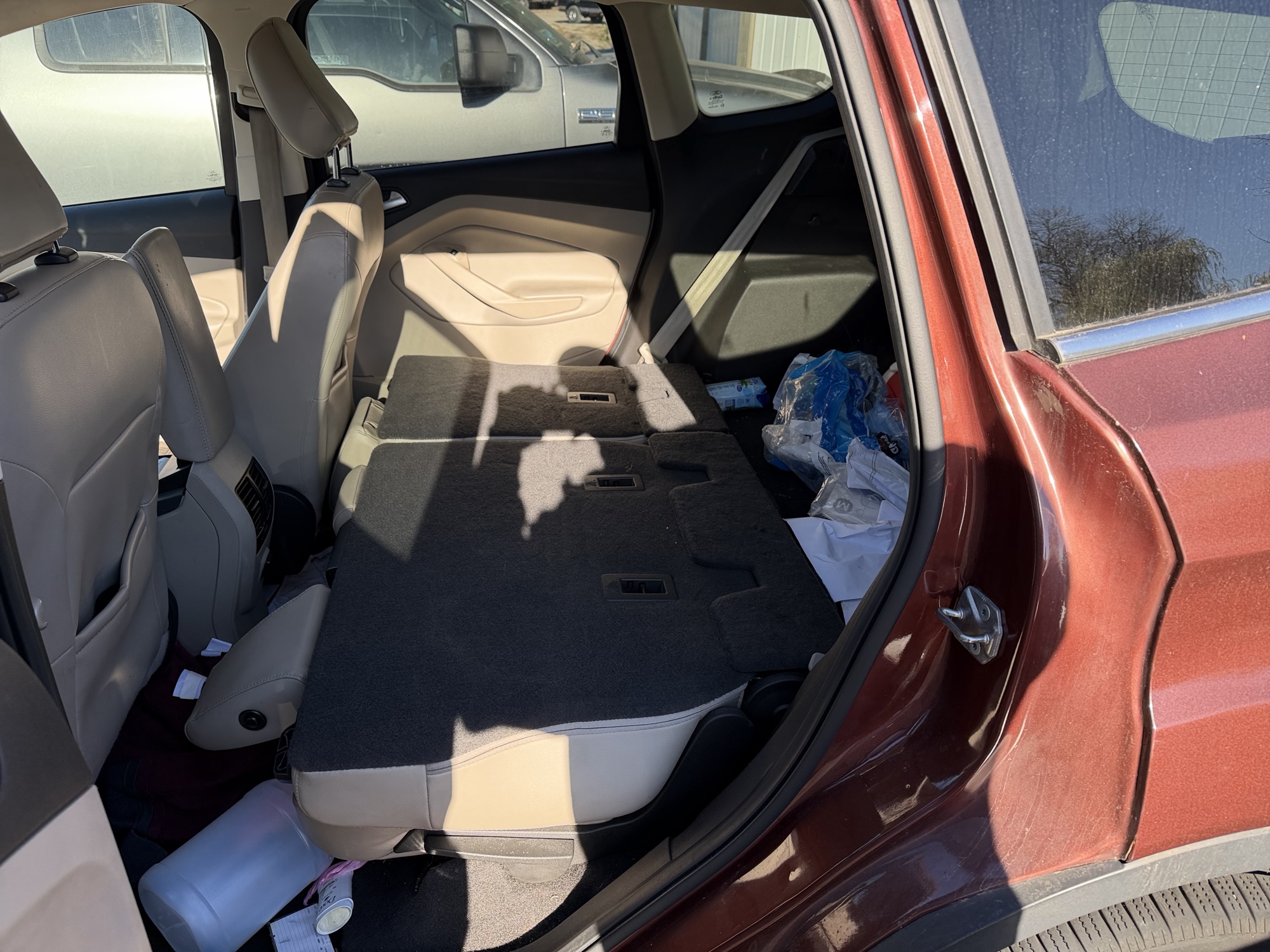 2018 ford escape sel-4wd with 133463 miles for sale near Elk River, Minnesota 106618_24_drv_rear_seat.jpg