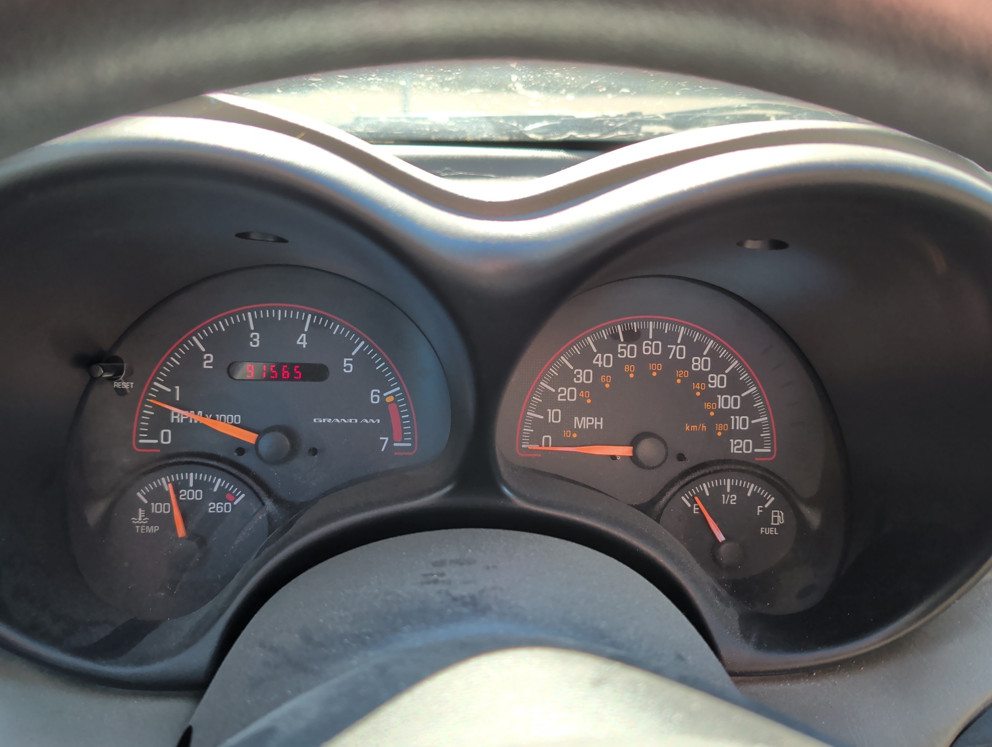 2004 pontiac grand-am se1-sedan with 91565 miles for sale near Elk River, Minnesota 106619_43_gauge_cluster.jpg