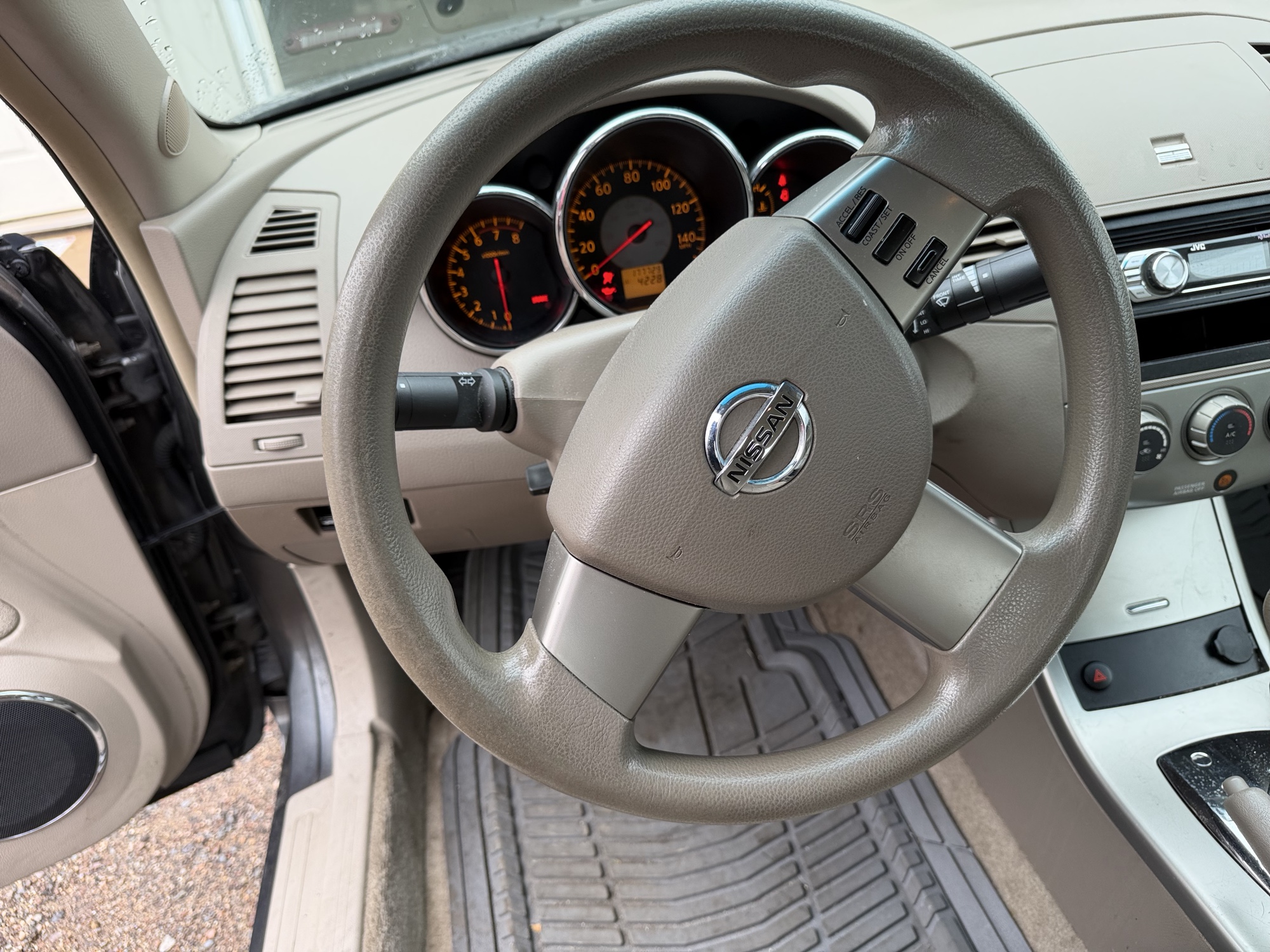 2005 nissan altima 2.5 with 177729 miles for sale near Elk River, Minnesota 106623_36_steering_wheel.jpg