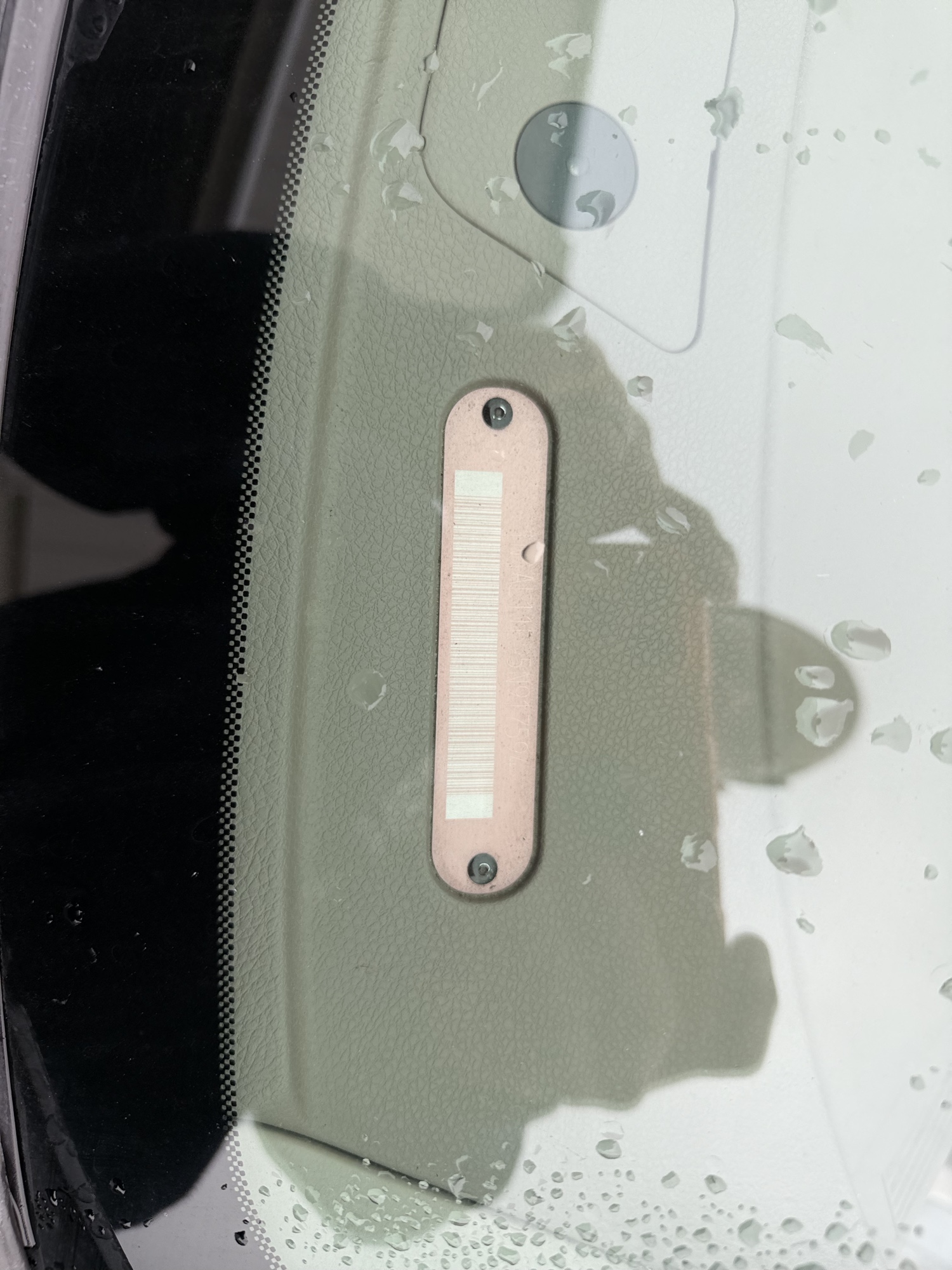 2005 nissan altima 2.5 with 177729 miles for sale near Elk River, Minnesota 106623_48_windshield_vin_plate.jpg