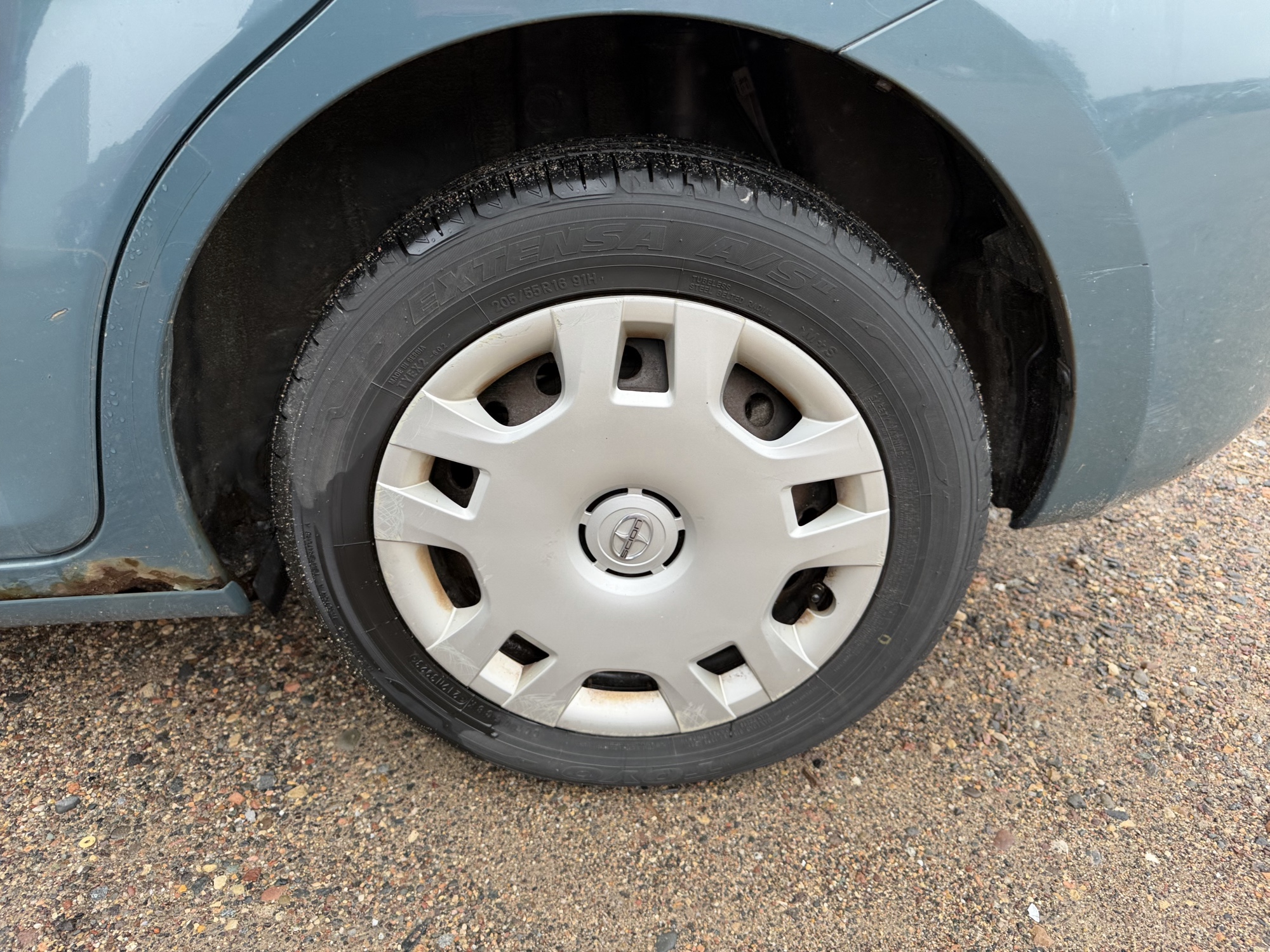 2008 scion xb wagon with 181235 miles for sale near Elk River, Minnesota 106624_13_rear_drv_wheel.jpg