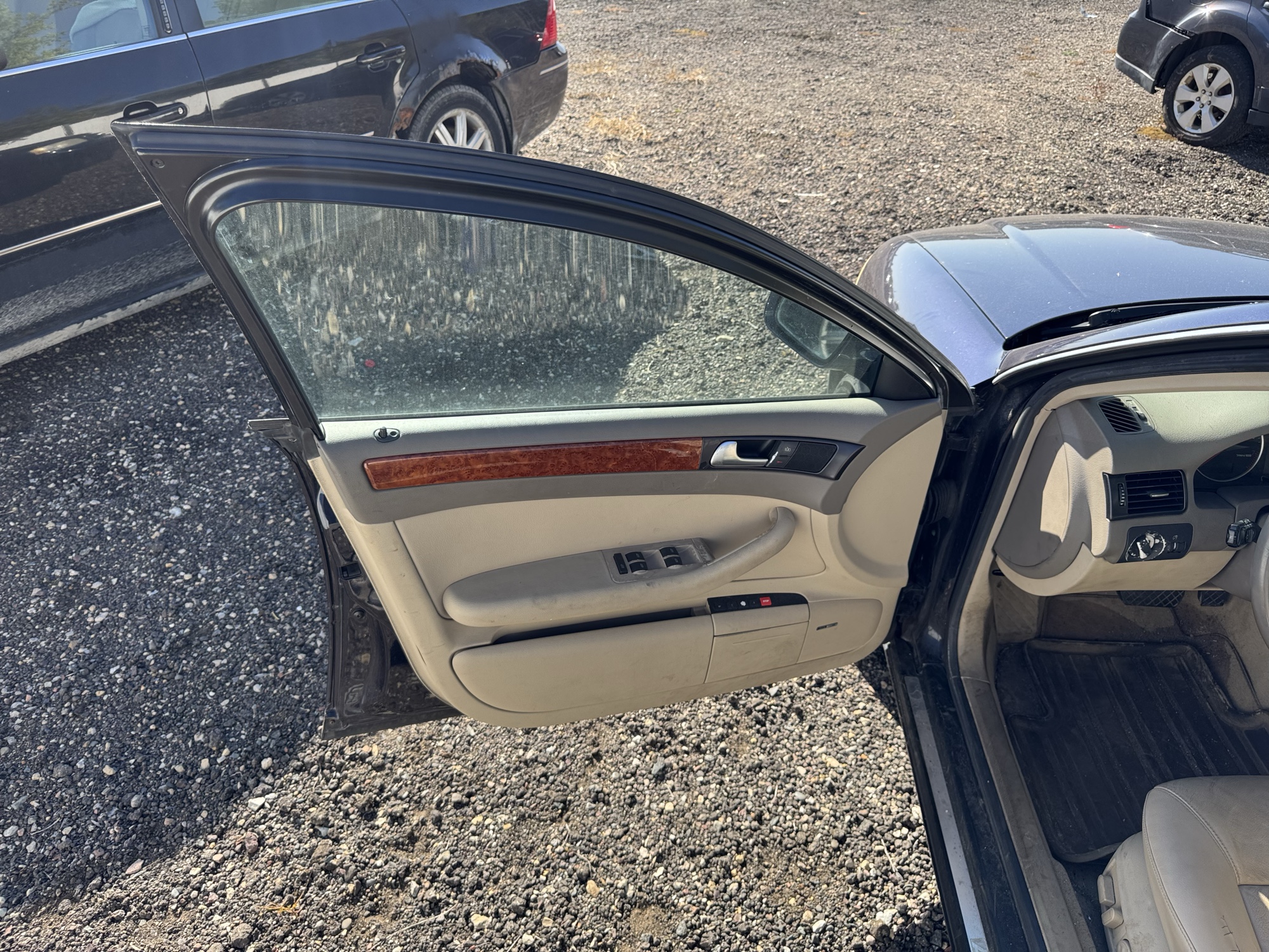 2003 audi a6 3.0-with-tiptronic with 127913 miles for sale near Elk River, Minnesota 106625_23_driver_door_panel.jpg