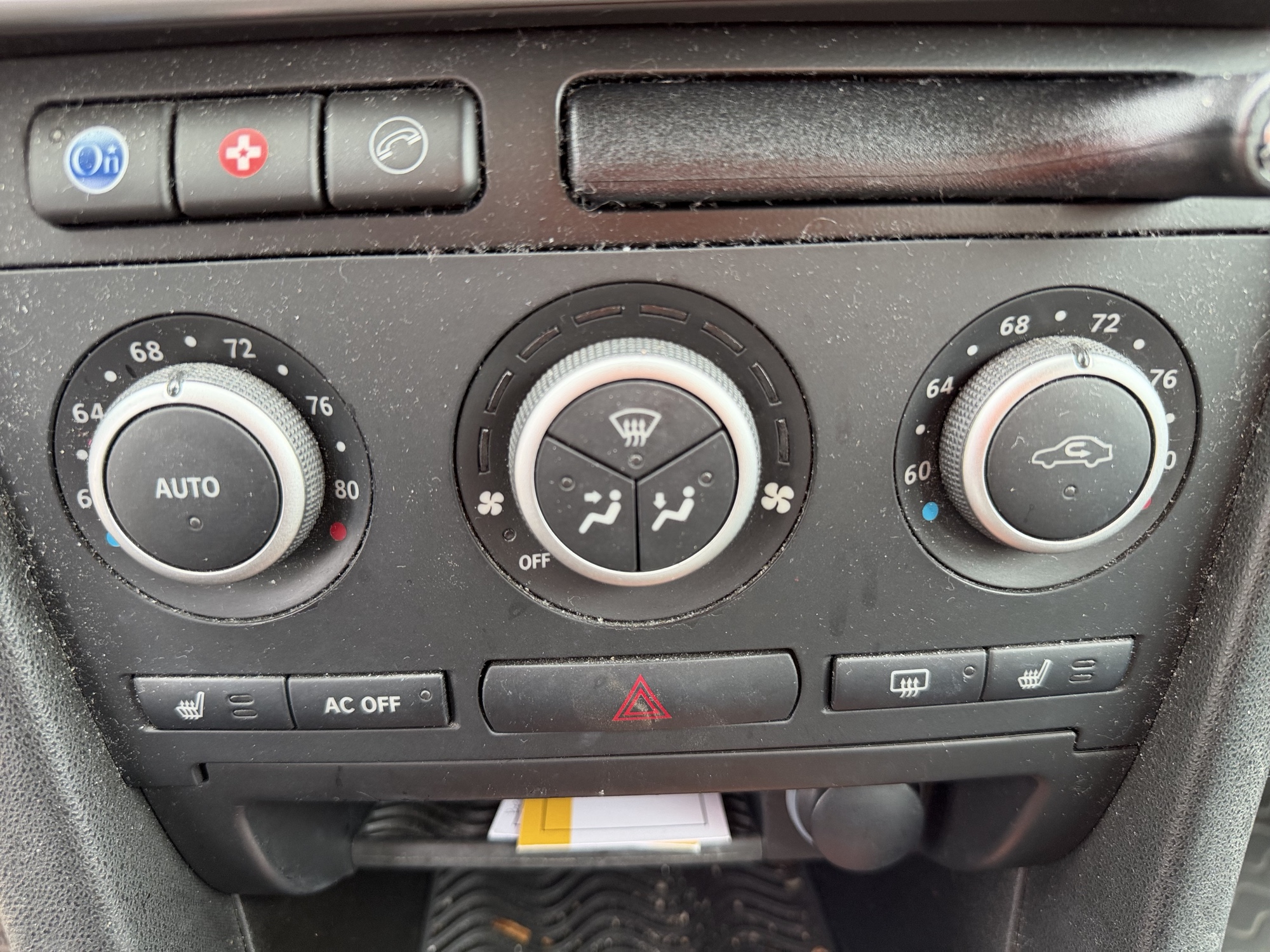 2009 saab 9-3 2.0t-touring with 207829 miles for sale near Elk River, Minnesota 106626_40_climate_control.jpg