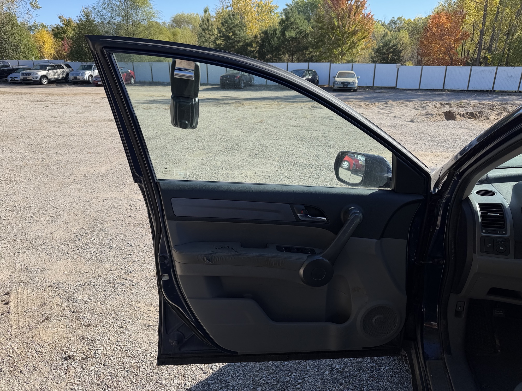 2008 honda cr-v ex-l-4wd-at with 152109 miles for sale near Elk River, Minnesota 106628_23_driver_door_panel.jpg