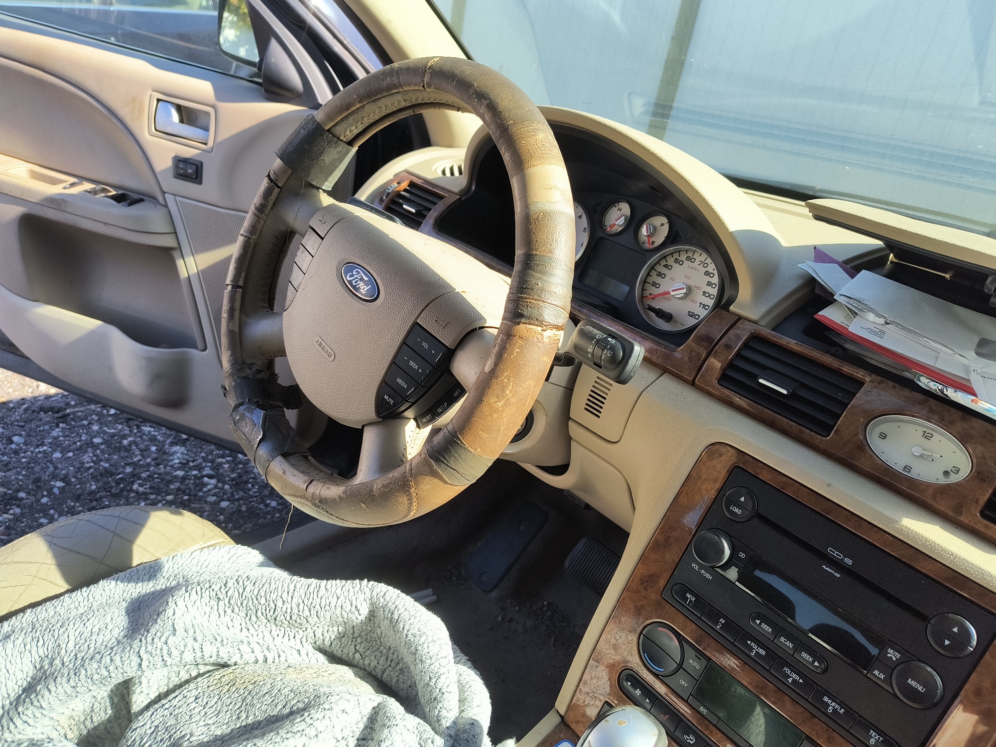 2005 ford five-hundred limited-awd for sale near Elk River, Minnesota 106629_36_steering_wheel.jpg