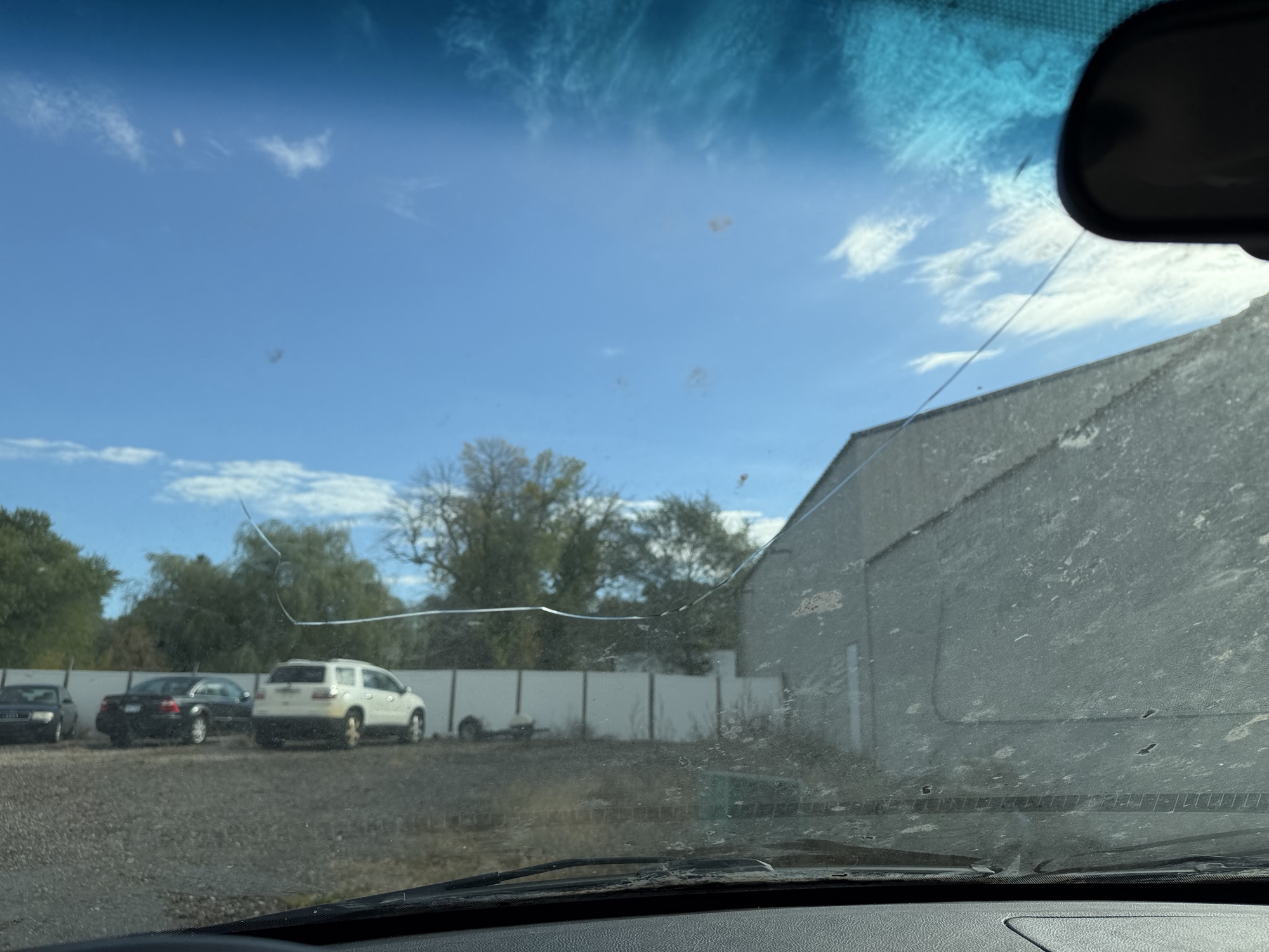 2006 ford focus zx4-s with 155179 miles for sale near Elk River, Minnesota 106630_09_front_windshield.jpg