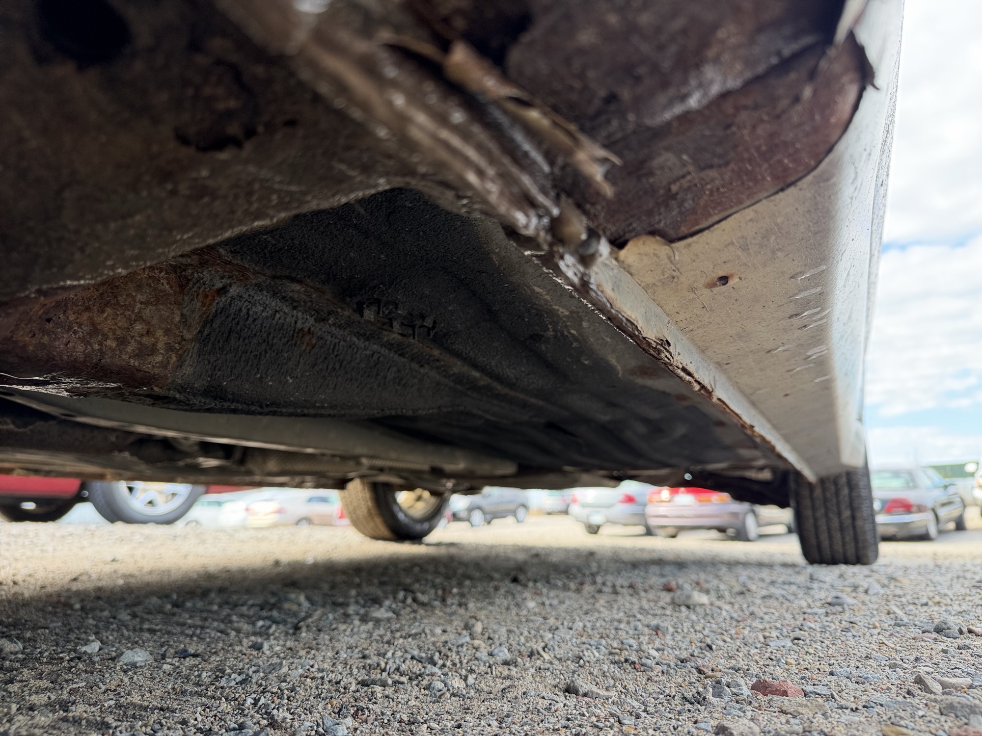 2006 ford focus zx4-s with 155179 miles for sale near Elk River, Minnesota 106630_17_undercar_drv_side.jpg