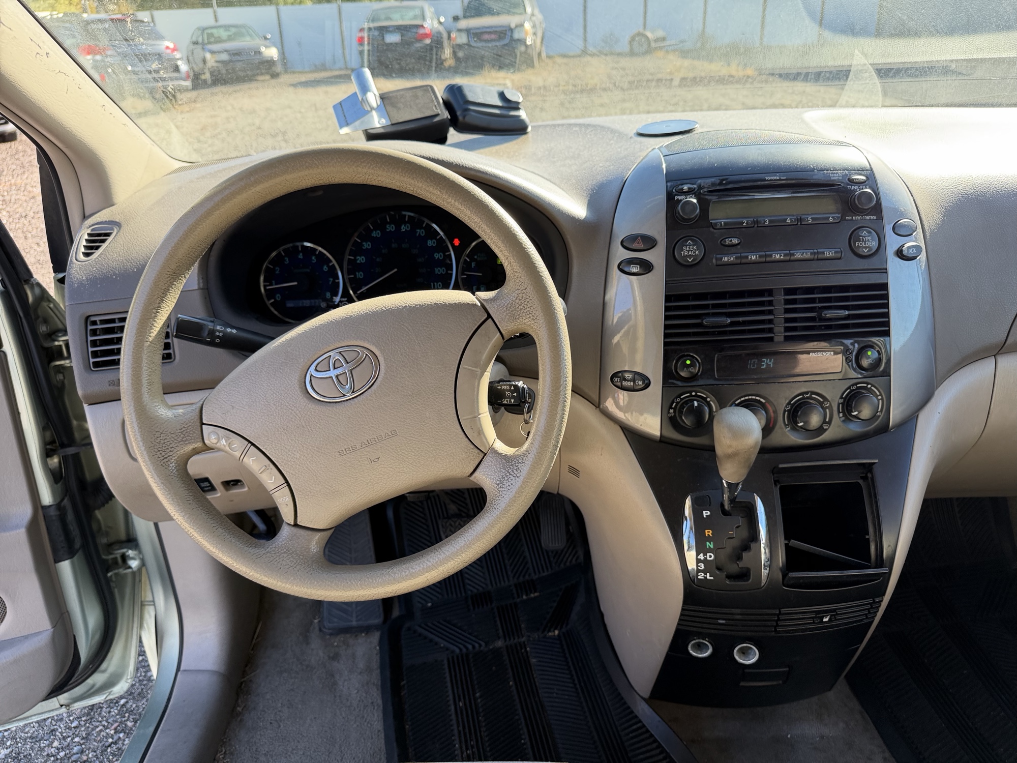 2009 toyota sienna ce-fwd-7-passenger with 179777 miles for sale near Elk River, Minnesota 106631_33_dash_from_driver.jpg