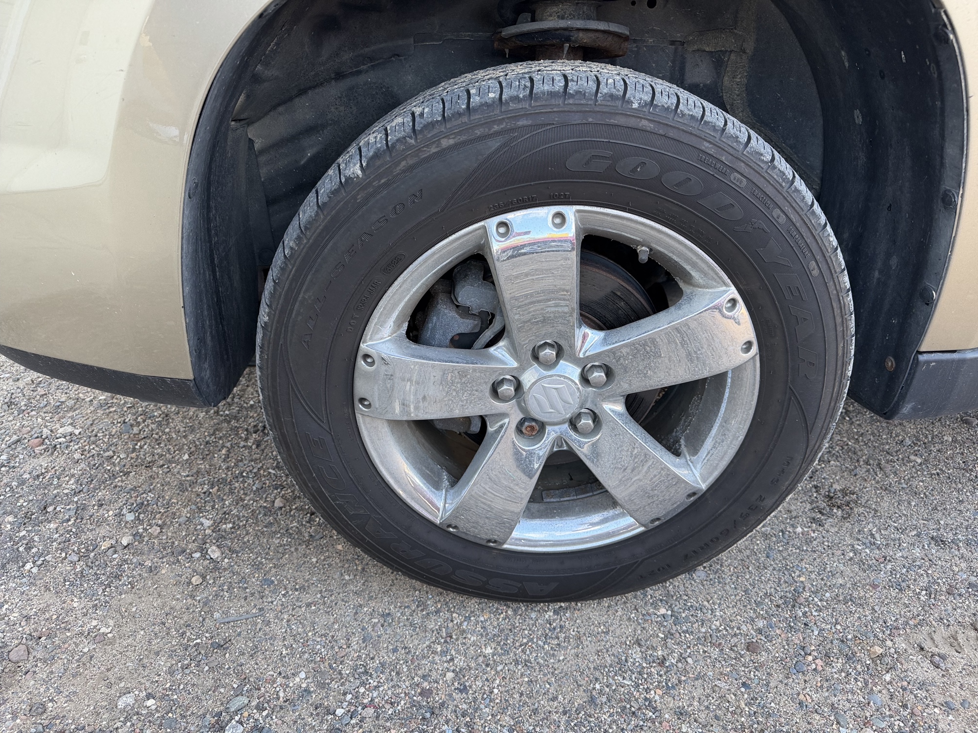 2008 suzuki xl-7 limited with 160216 miles for sale near Elk River, Minnesota 106633_12_drv_front_wheel.jpg