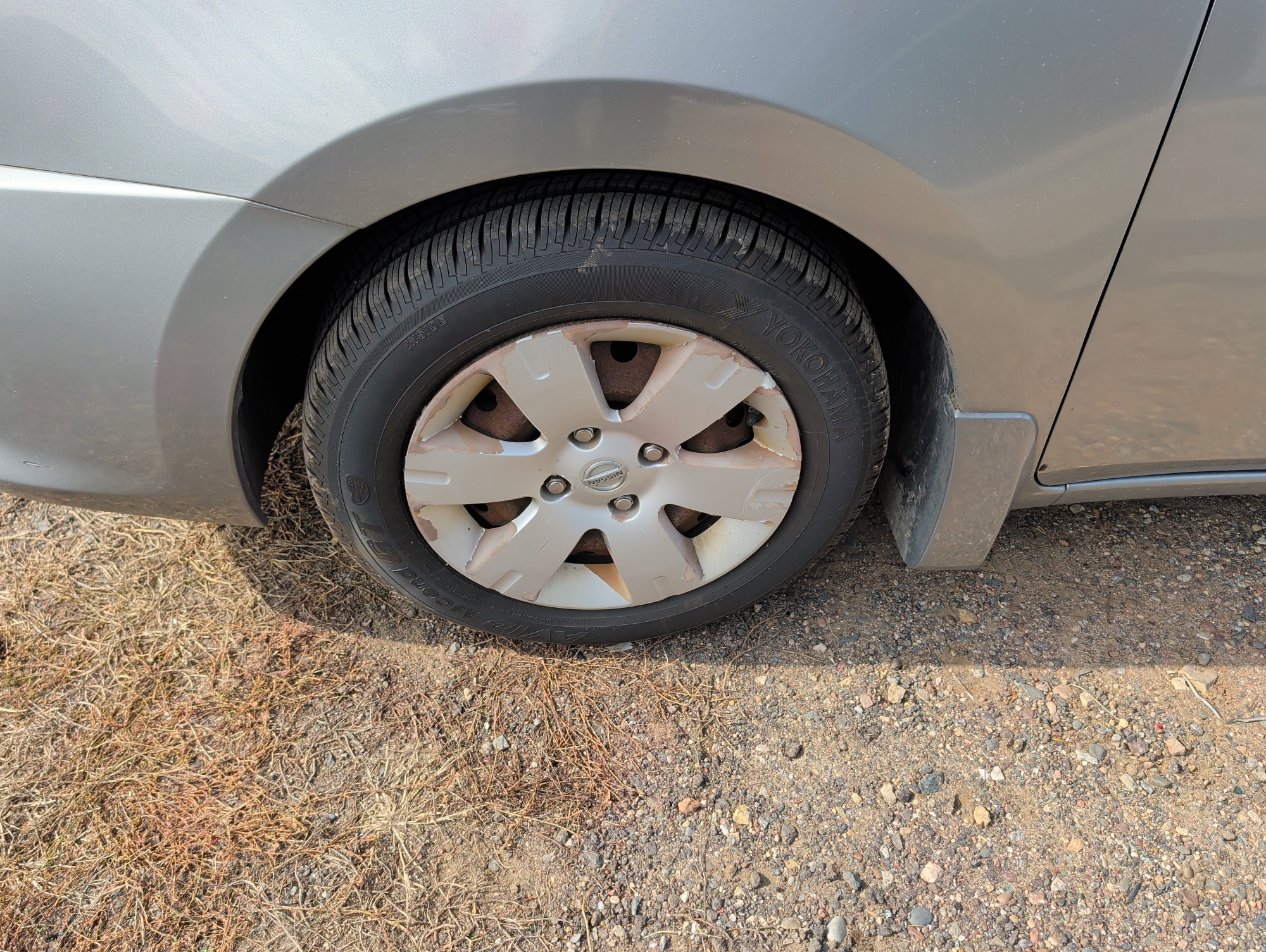 2011 nissan sentra 2.0 with 128752 miles for sale near Elk River, Minnesota 106636_12_drv_front_wheel.jpg