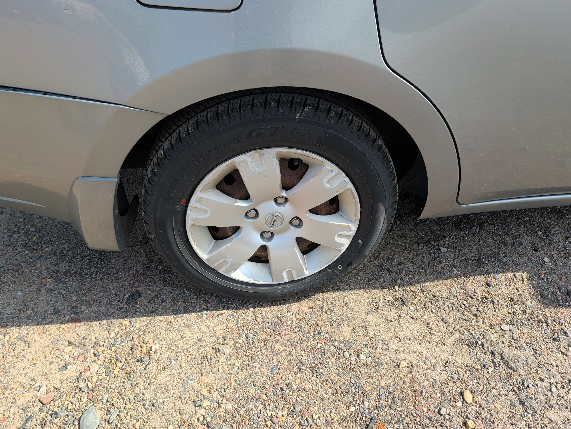 2011 nissan sentra 2.0 with 128752 miles for sale near Elk River, Minnesota 106636_14_rear_pass_wheel.jpg