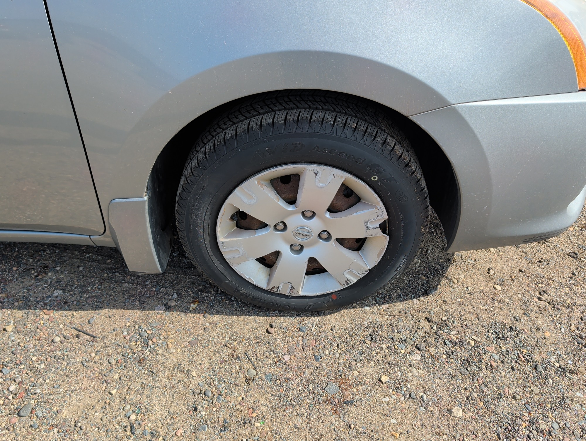 2011 nissan sentra 2.0 with 128752 miles for sale near Elk River, Minnesota 106636_15_front_pass_wheel.jpg