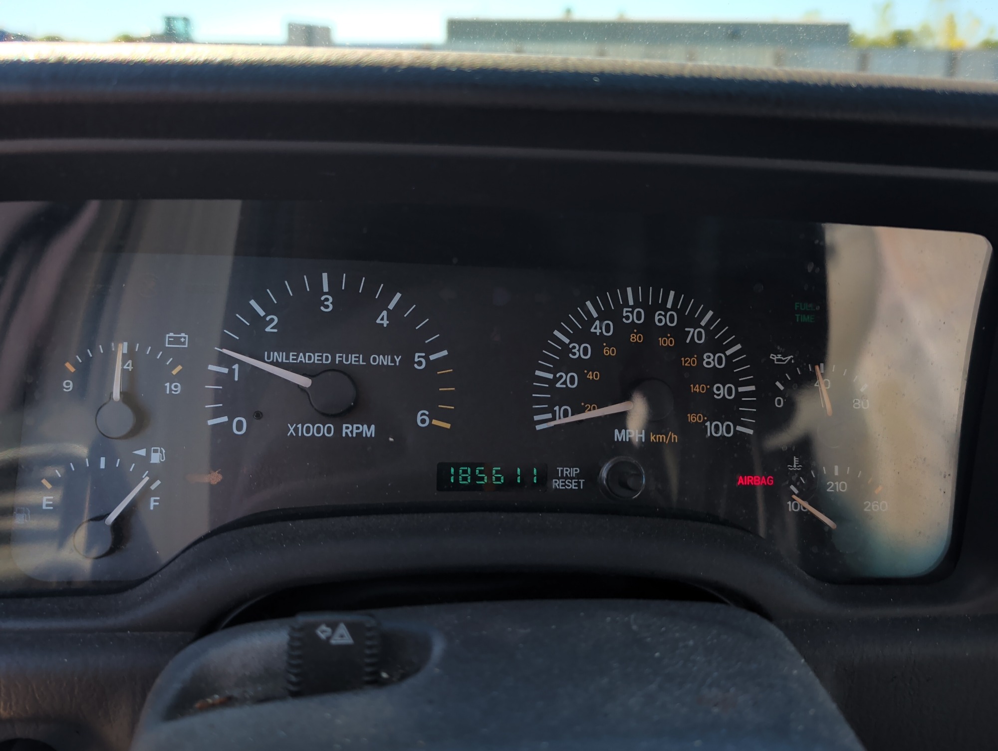 1998 jeep cherokee sport-4-door-4wd with 185611 miles for sale near Elk River, Minnesota 106637_43_gauge_cluster.jpg
