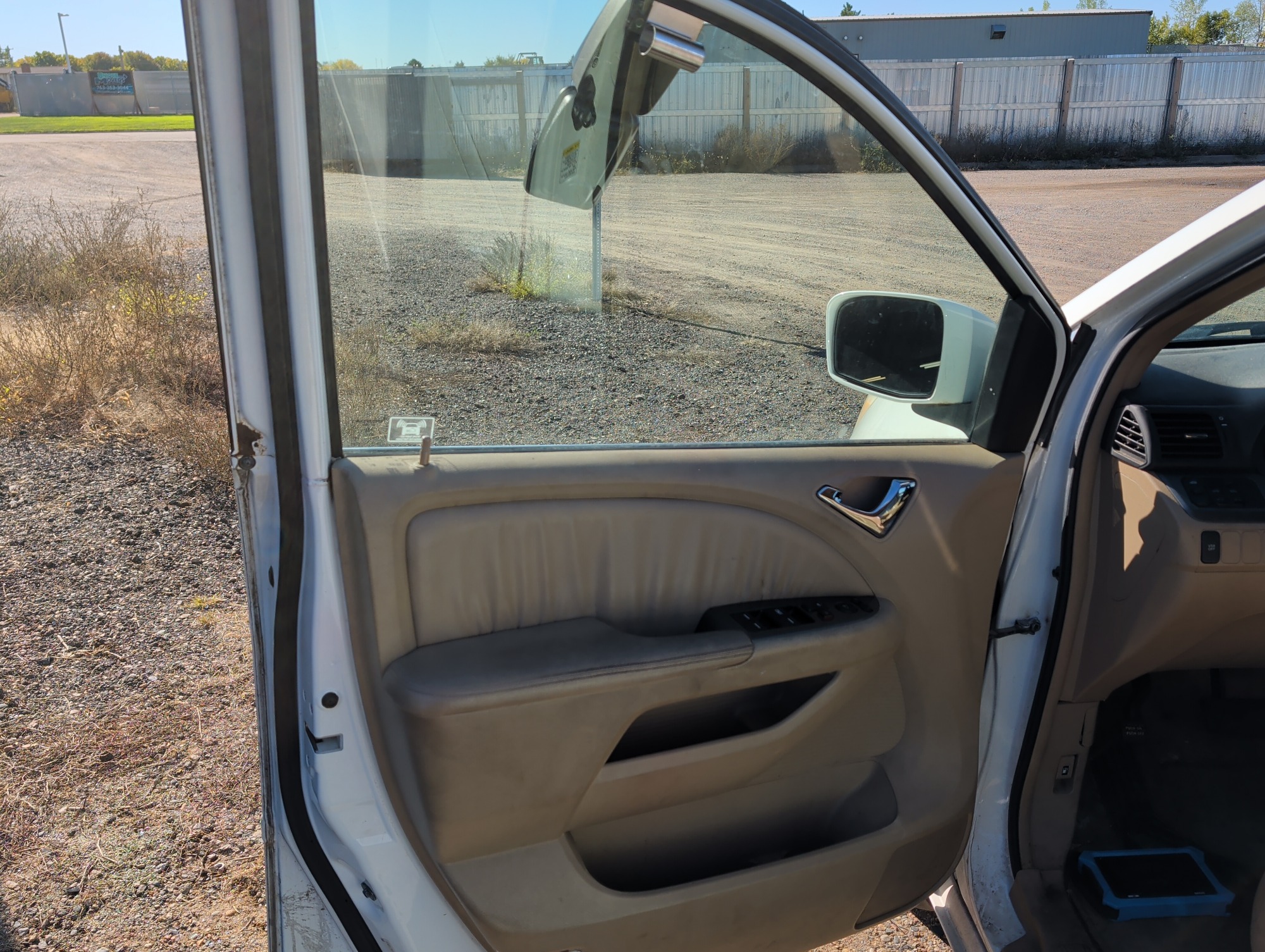 2006 honda odyssey ex-l with 241784 miles for sale near Elk River, Minnesota 106638_23_driver_door_panel.jpg