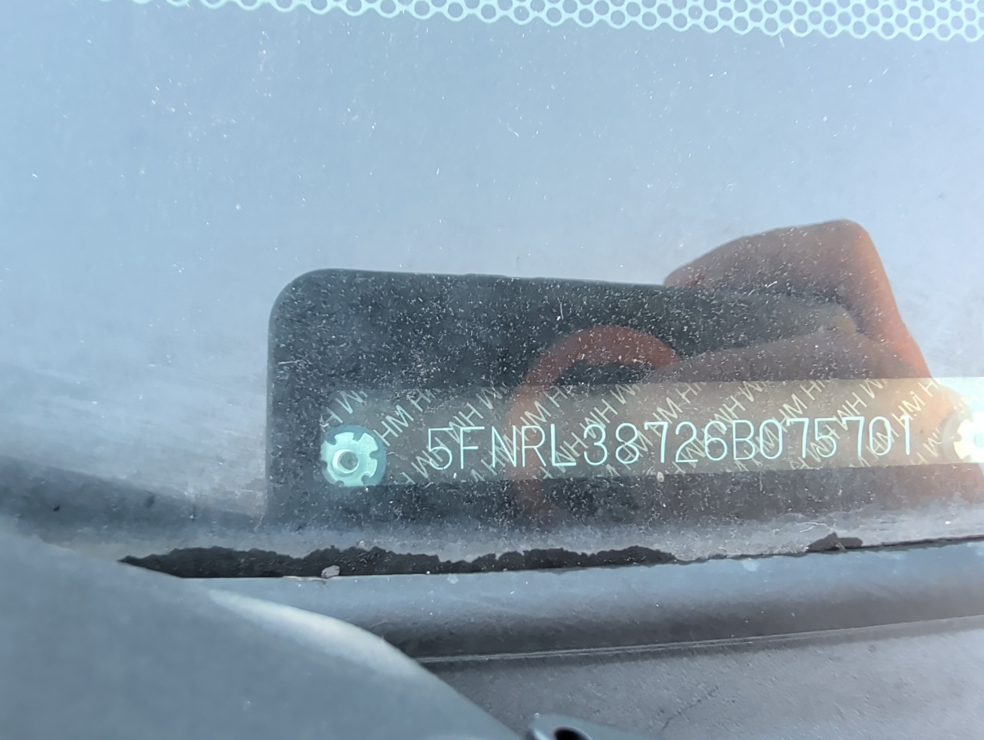 2006 honda odyssey ex-l with 241784 miles for sale near Elk River, Minnesota 106638_48_windshield_vin_plate.jpg