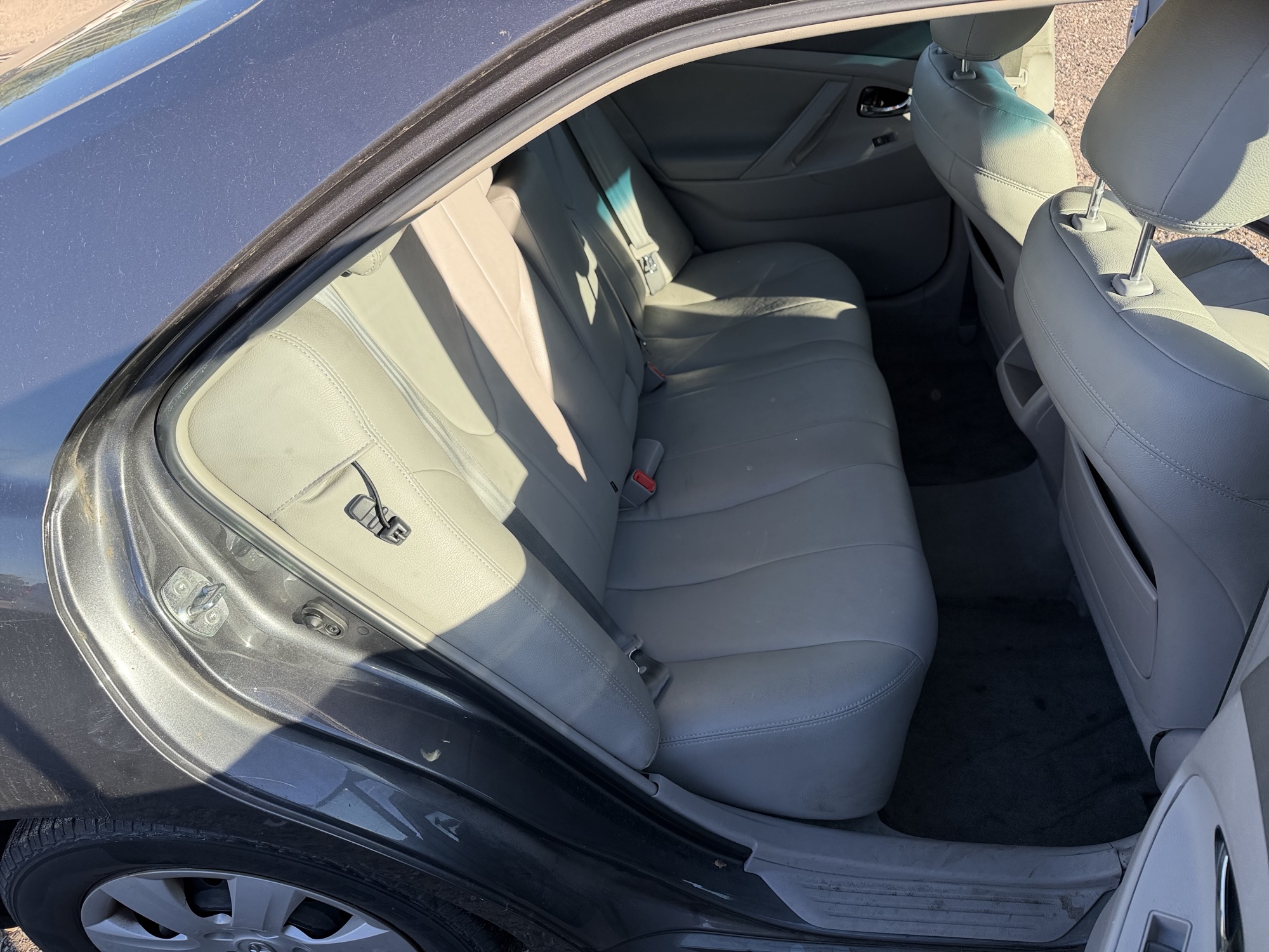 2011 toyota camry base-6-spd-at with 219492 miles for sale near Elk River, Minnesota 106639_28_pass_rear_seat.jpg