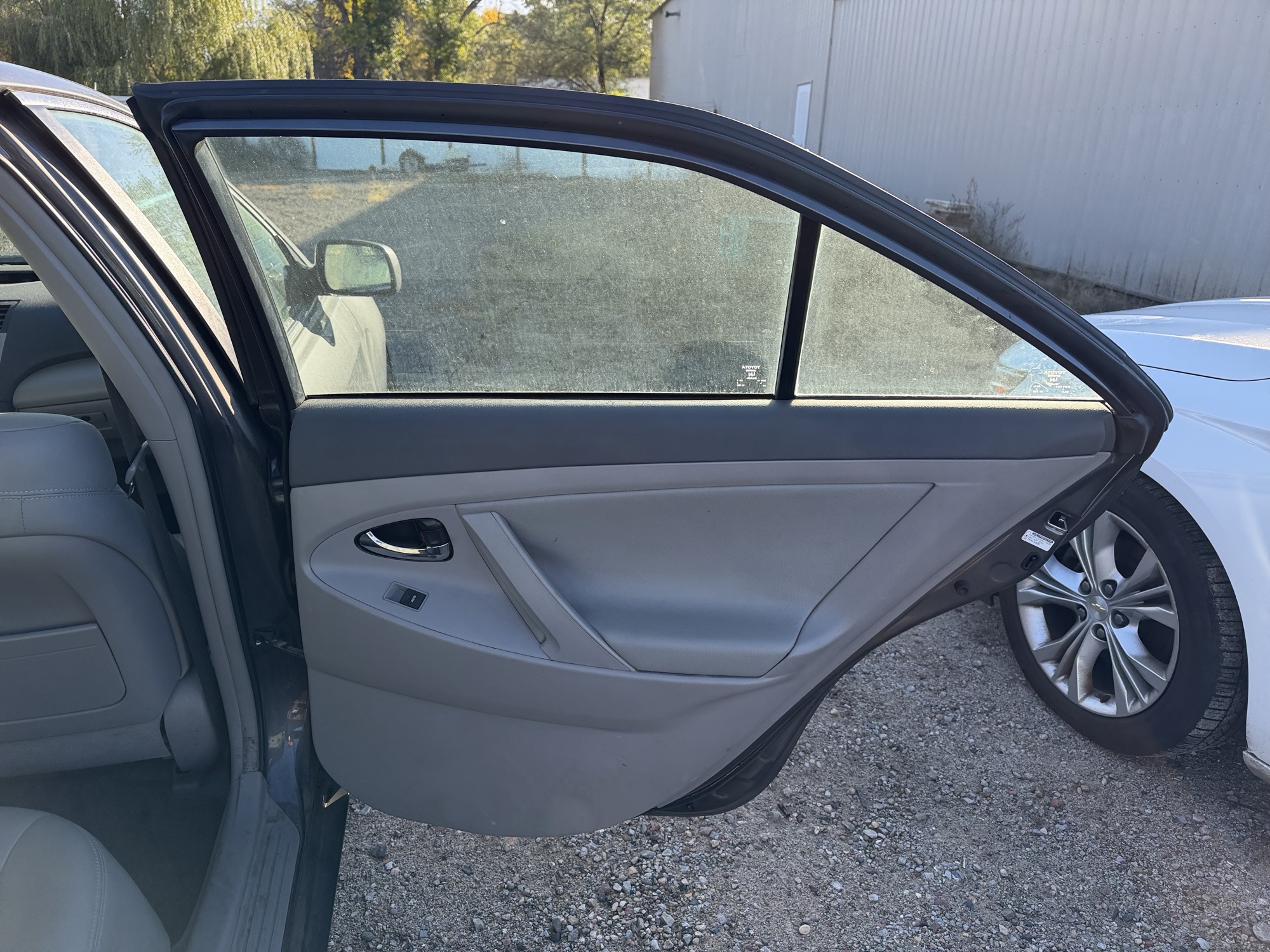 2011 toyota camry base-6-spd-at with 219492 miles for sale near Elk River, Minnesota 106639_30_pass_rear_door_panel.jpg