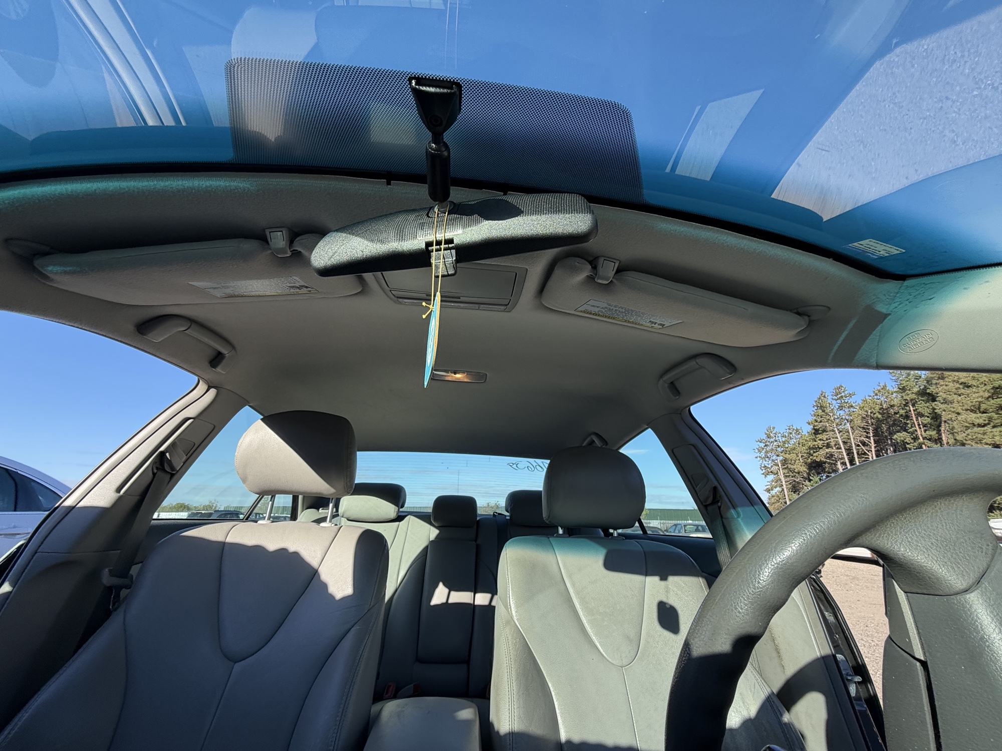 2011 toyota camry base-6-spd-at with 219492 miles for sale near Elk River, Minnesota 106639_35_headliner_sunroof.jpg