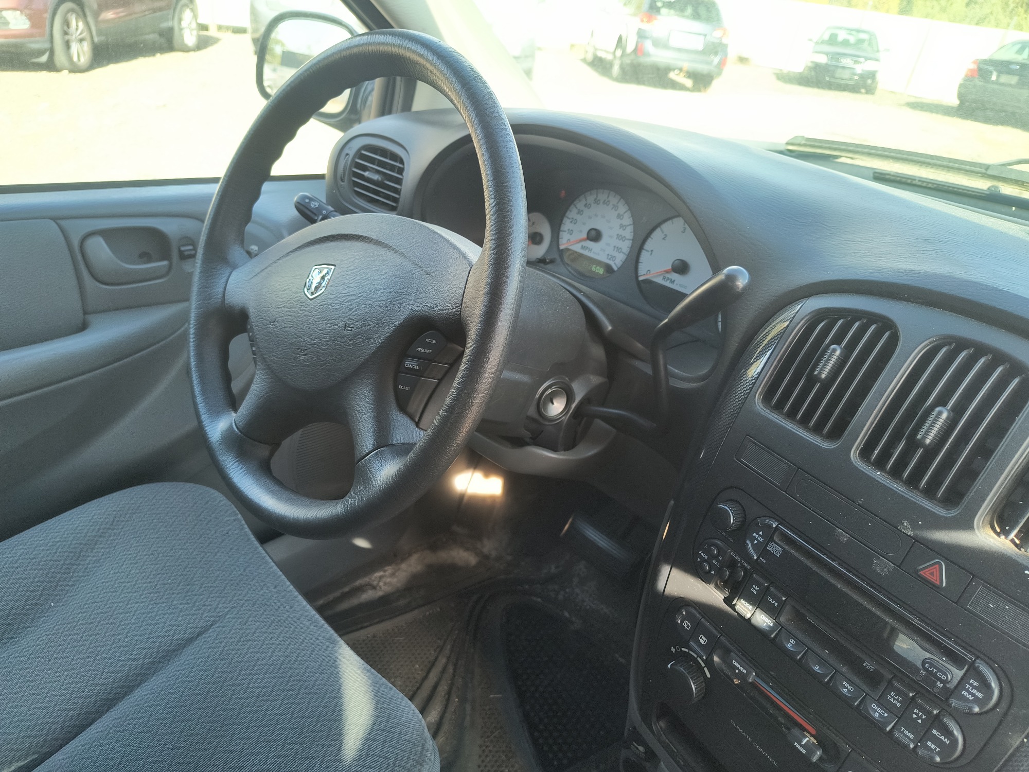 2005 dodge caravan sxt with 132608 miles for sale near Elk River, Minnesota 106640_36_steering_wheel.jpg