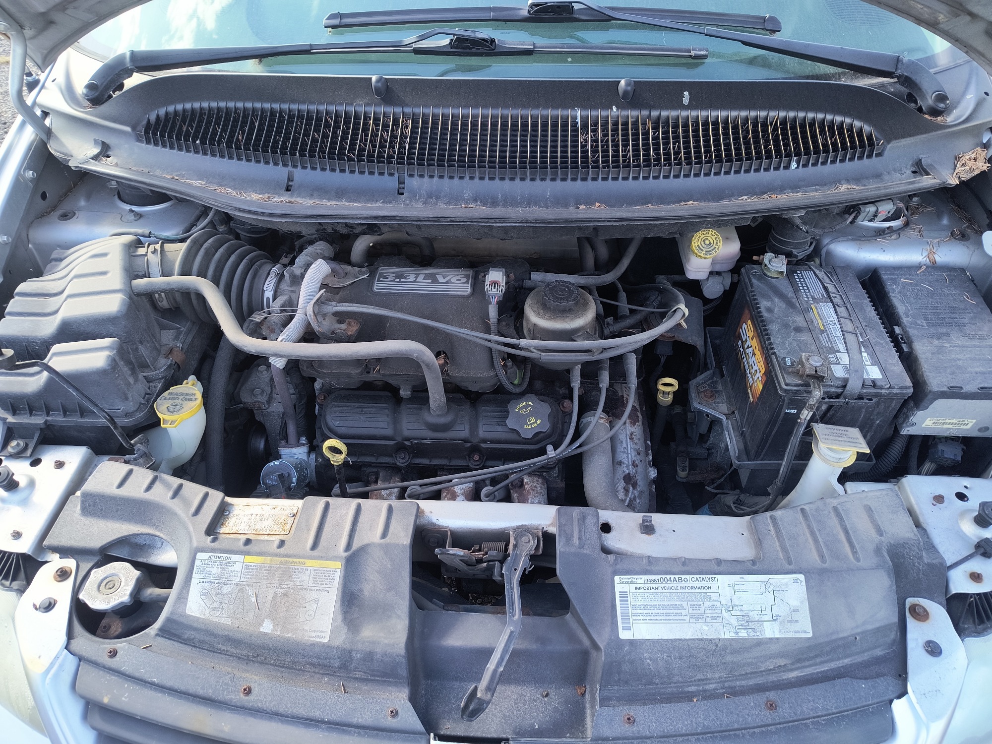 2005 dodge caravan sxt with 132608 miles for sale near Elk River, Minnesota 106640_49_engine_bay.jpg